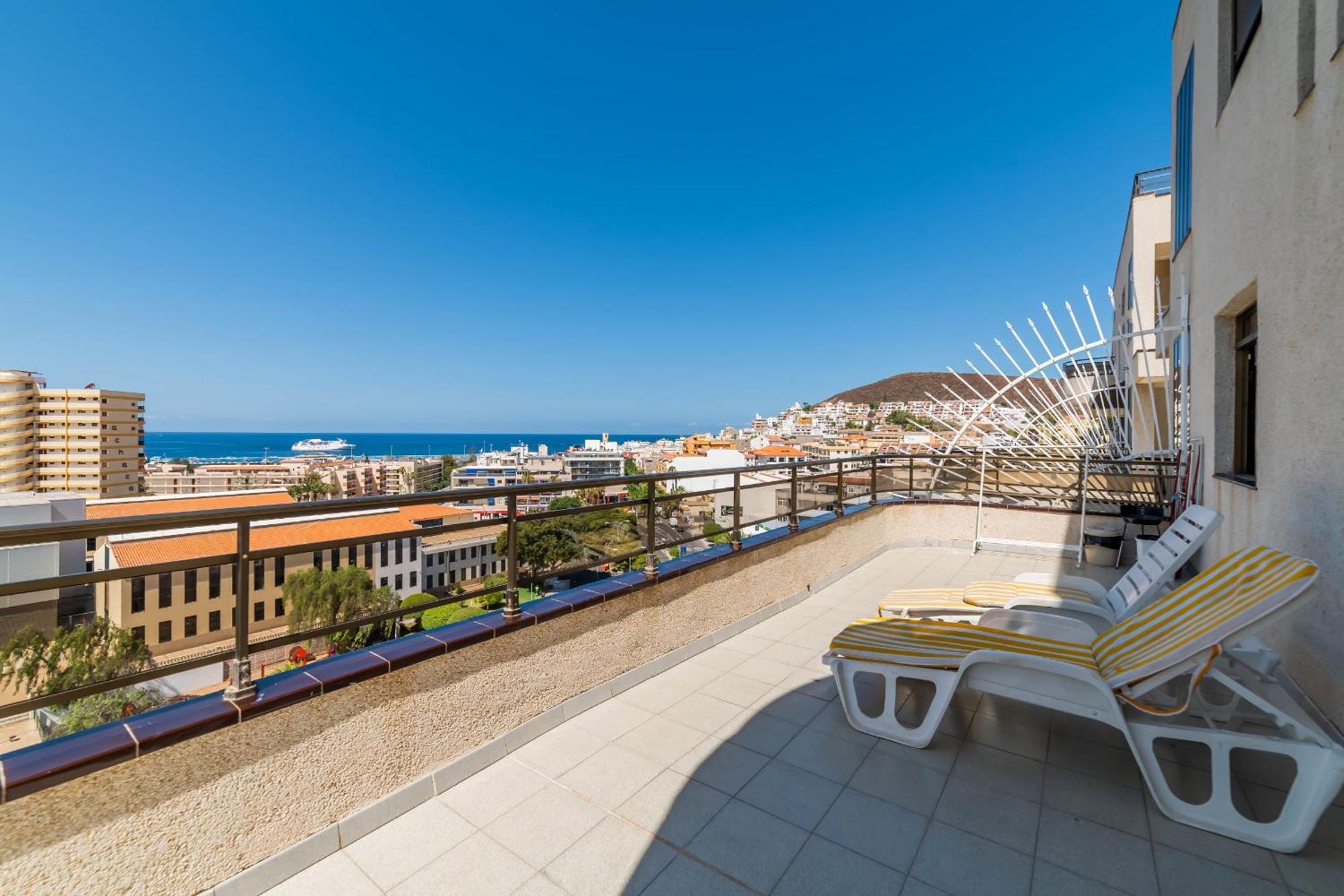 Eden Valdes Penthouse Oceanviews * Los Cristianos (Tenerife)