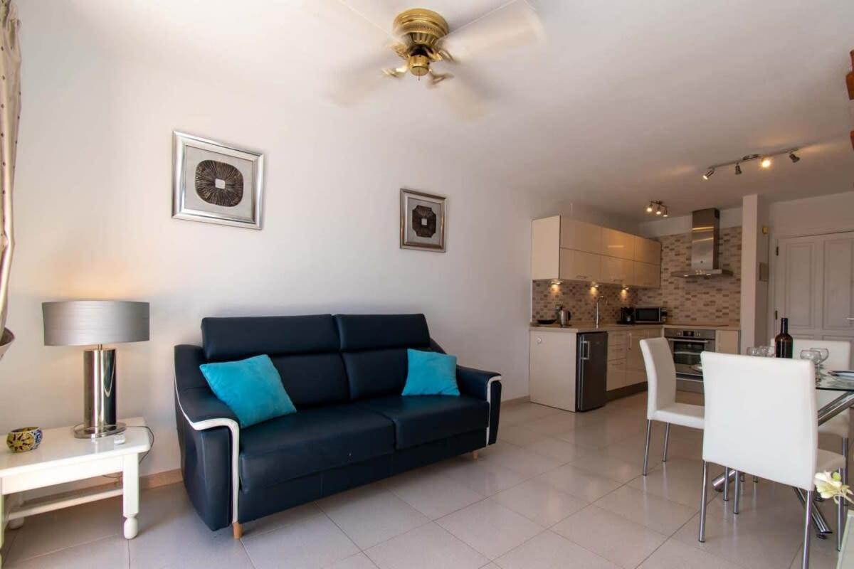 Apartment Tenerife Royal Gardens 19 - One Bed Front Line With Amazing Sea Views Playa de las Americas (Tenerife)