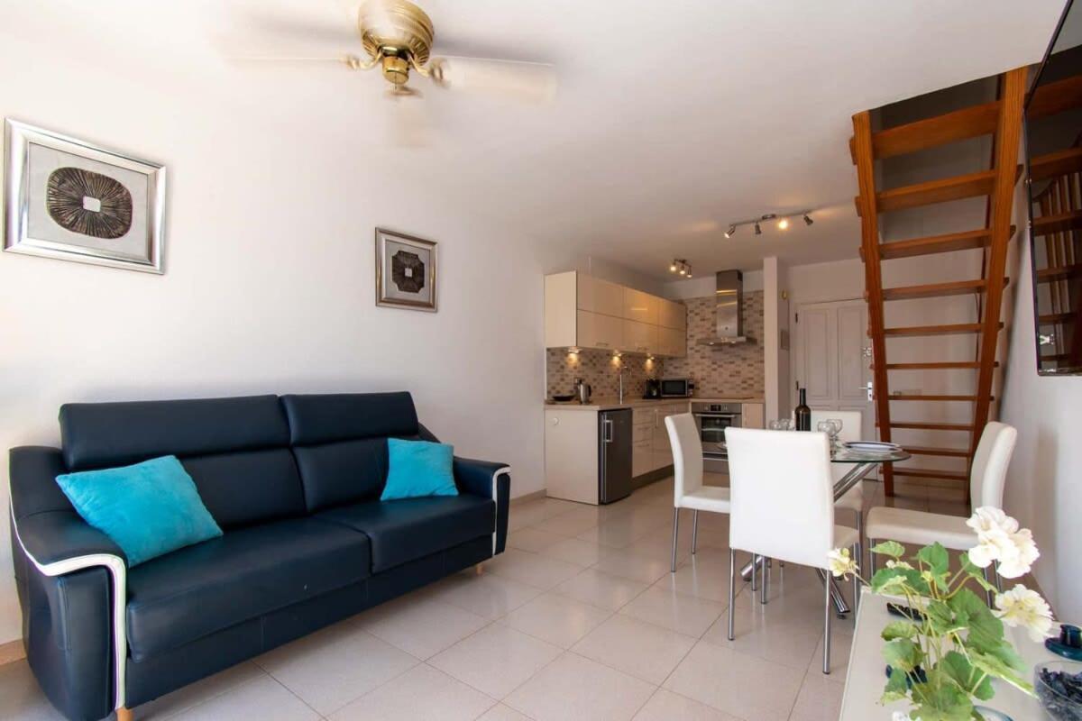 Tenerife Royal Gardens 19 - One Bed Front Line With Amazing Sea Views Apartment *