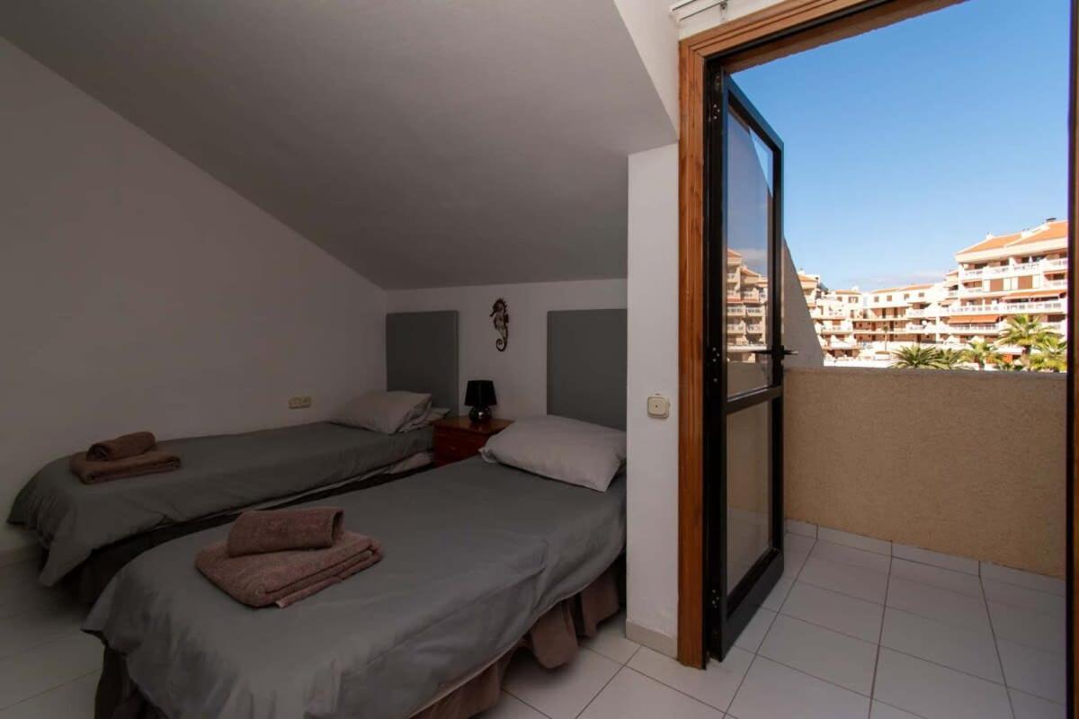 Compostela Beach 28 - Four Bed Overlooking Pool * Playa de las Américas