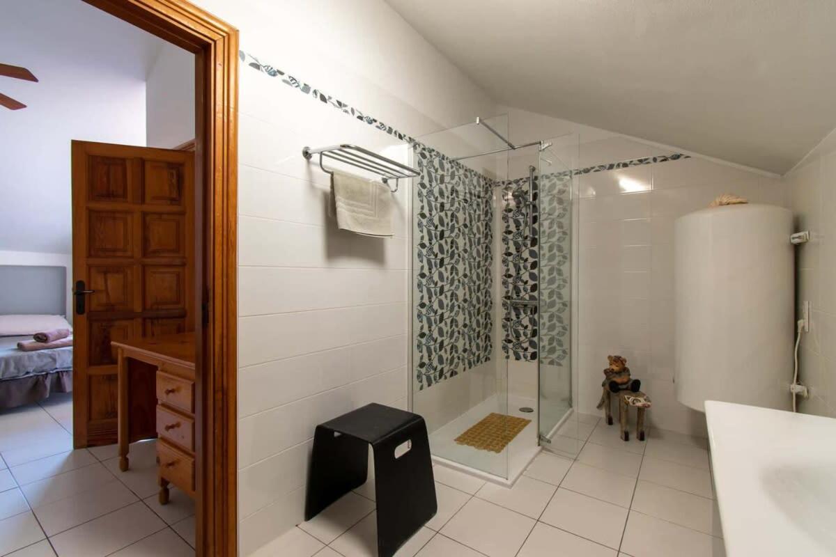Compostela Beach 28 - Four Bed Overlooking Pool Villa Playa de las Américas