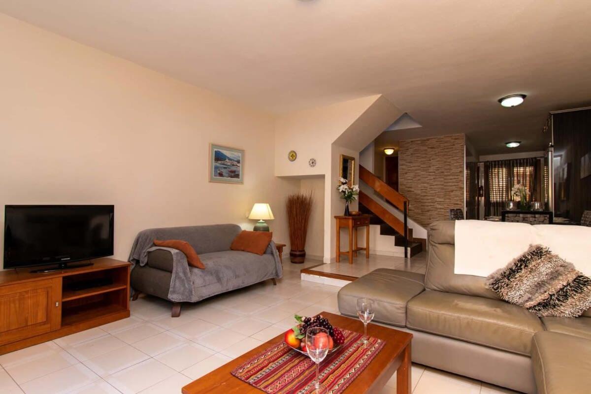 Compostela Beach 28 - Four Bed Overlooking Pool Villa *