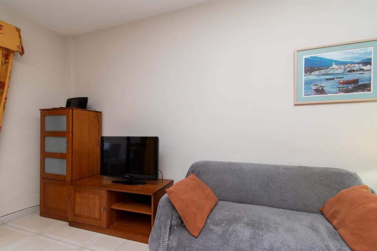Compostela Beach 28 - Four Bed Overlooking Pool Villa Playa de las Américas