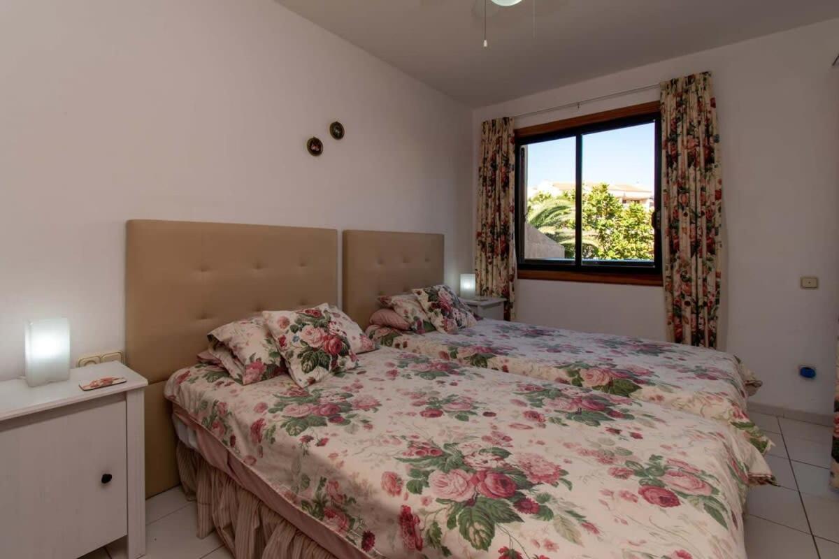 Compostela Beach 28 - Four Bed Overlooking Pool Villa *