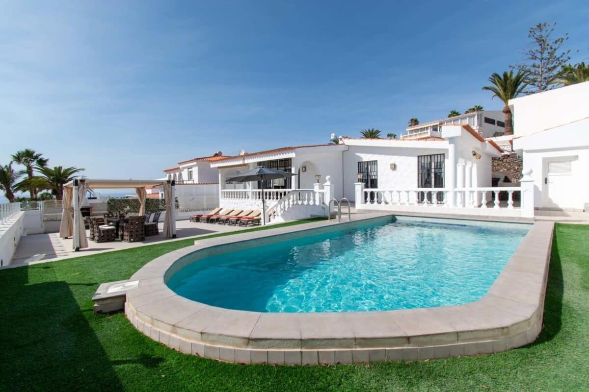 Melua Villa Chayofa