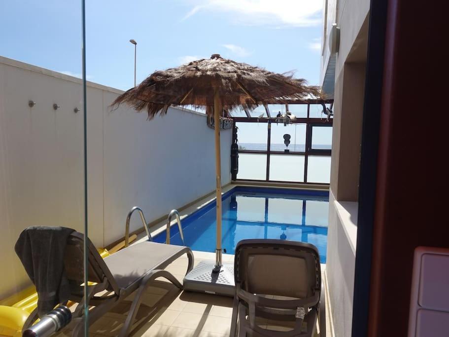 Designer Haus Mit Beheiztem Pool
