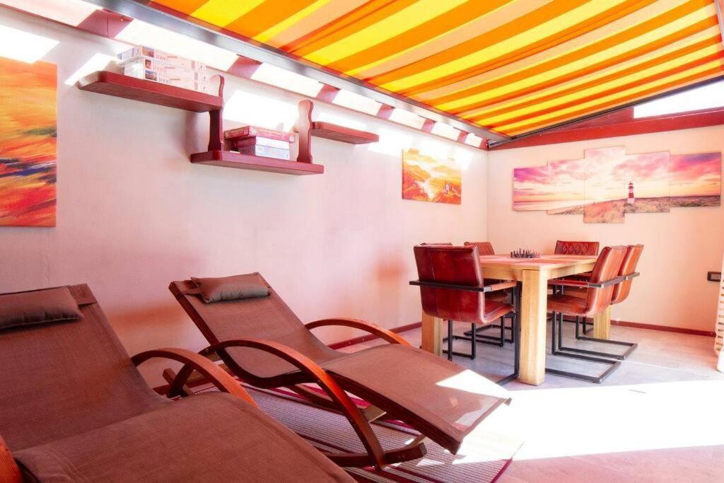 Hébergement de vacances Designer Haus Mit Beheiztem Pool La Listada