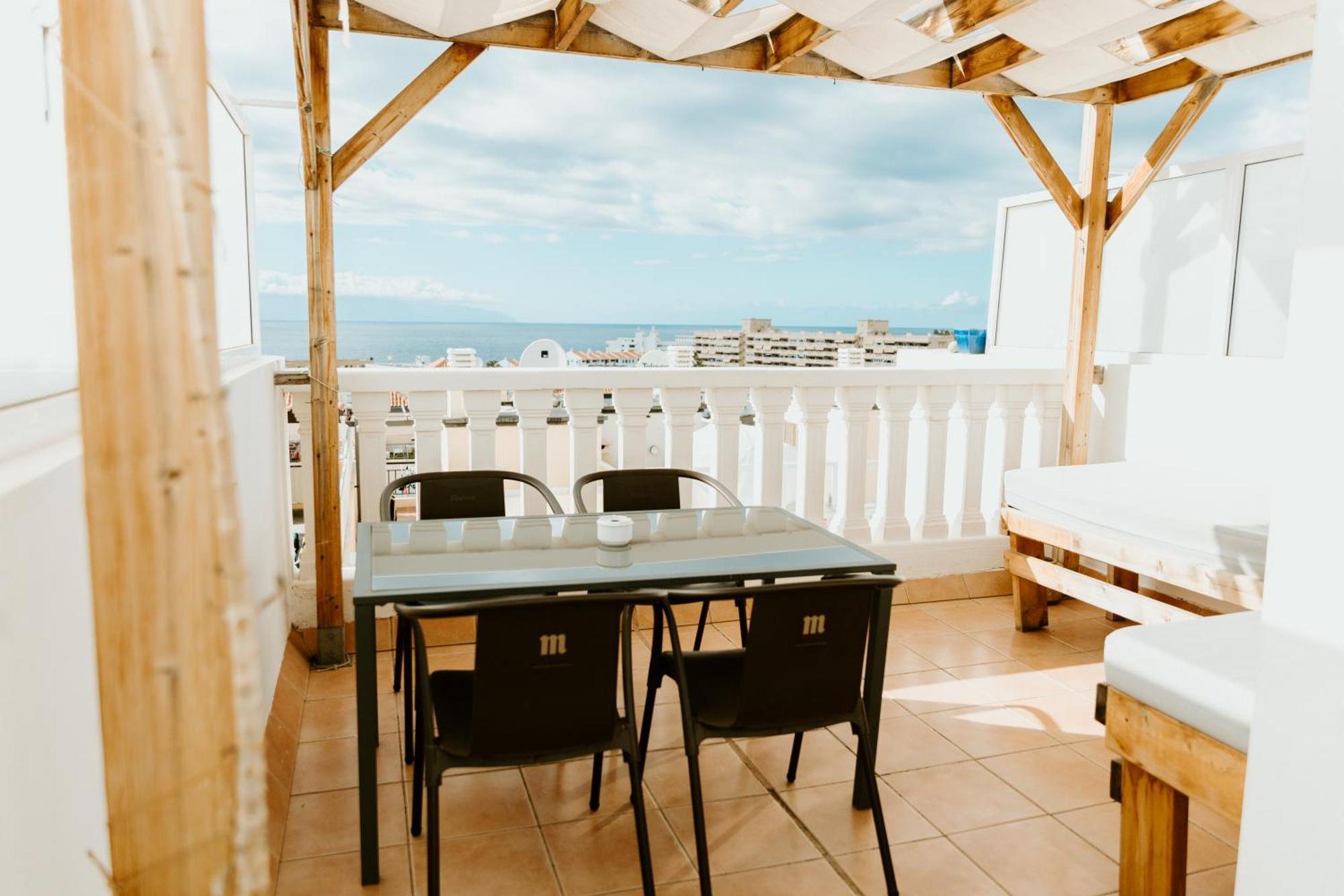 Spacious 2 Bedroom Golden By Aqua Vista Tenerife
