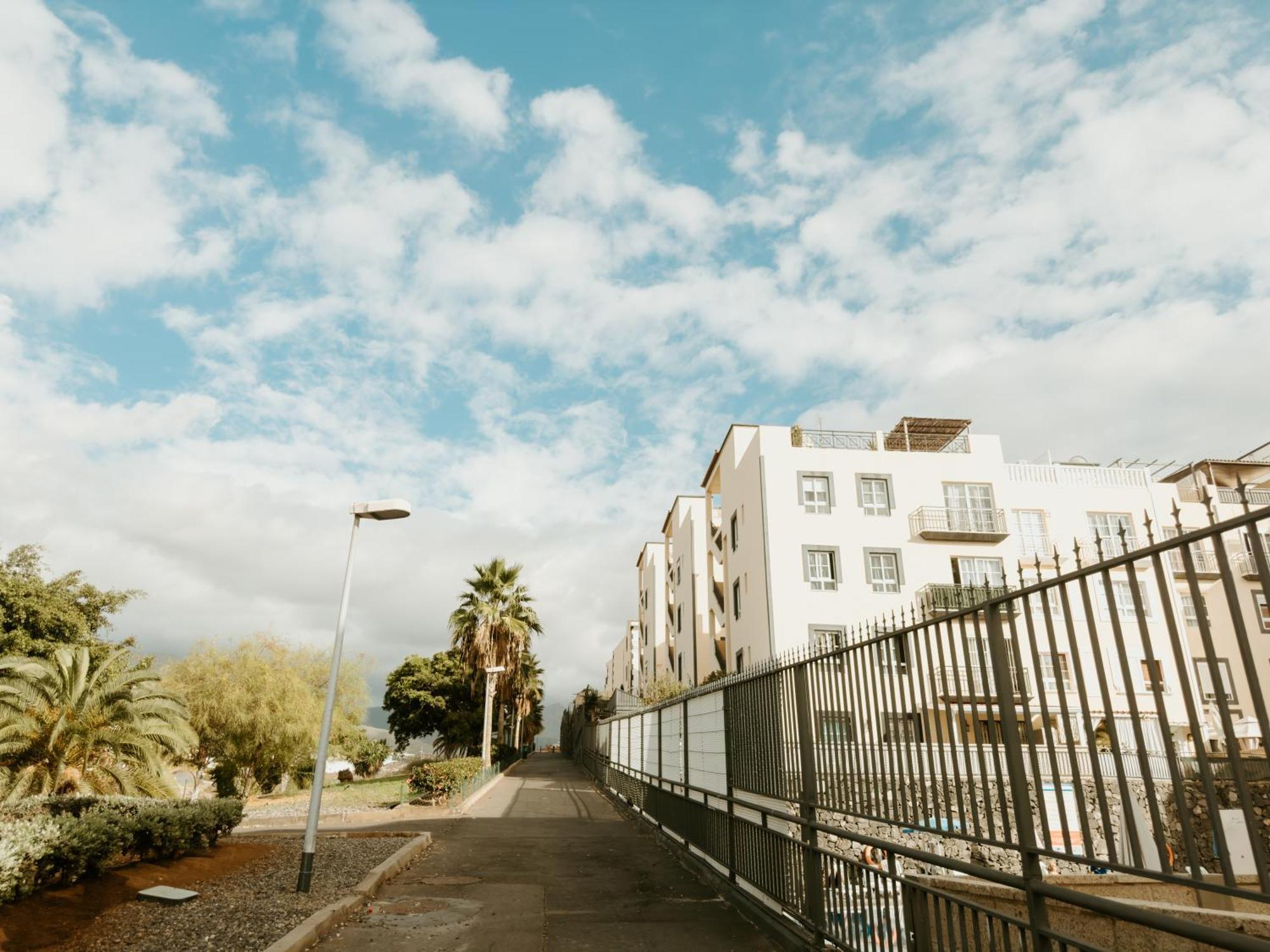 Spacious 2 Bedroom Golden By Aqua Vista Tenerife Apartment Callao Salvaje