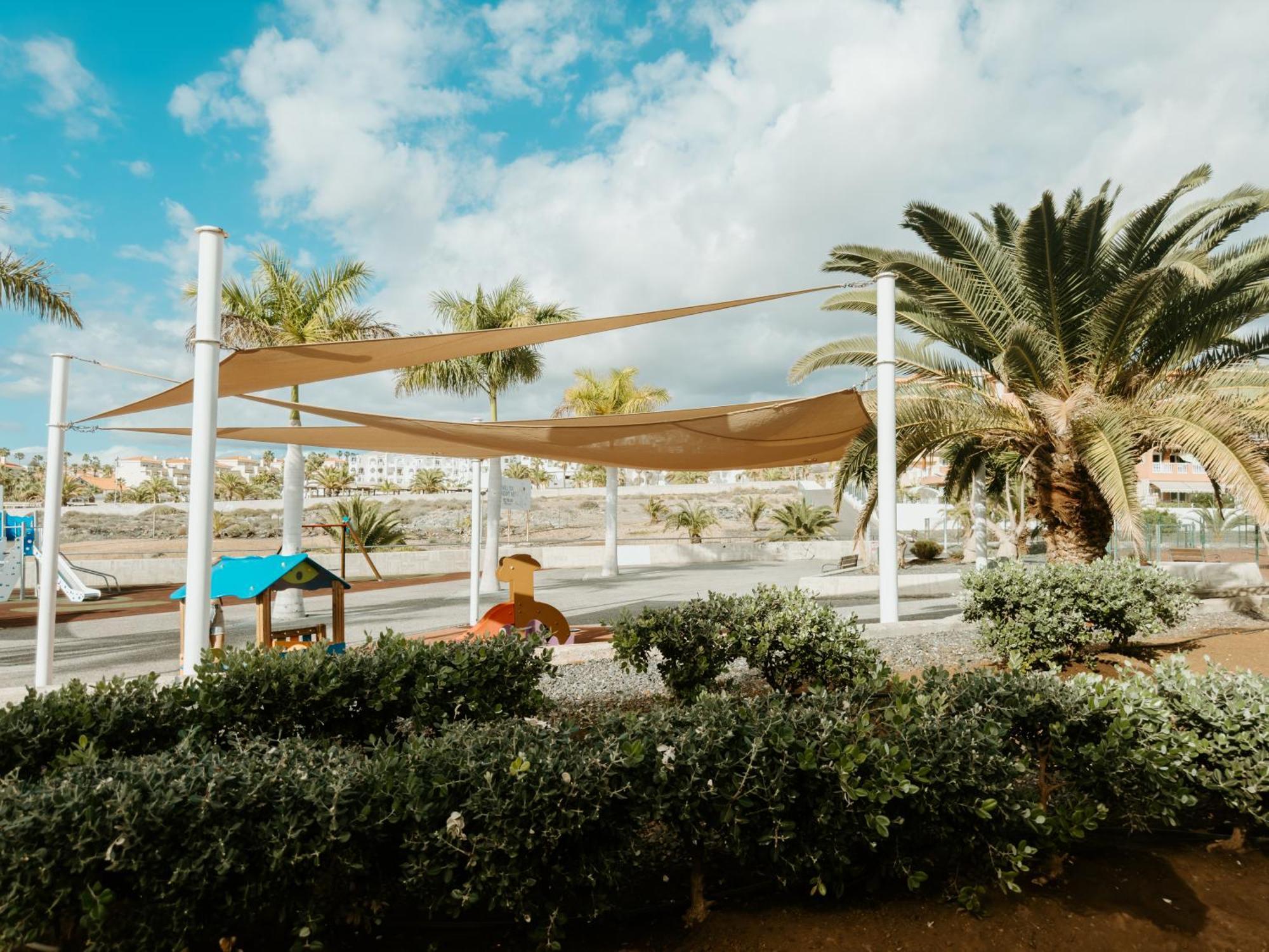 Spacious 2 Bedroom Golden By Aqua Vista Tenerife Apartment *