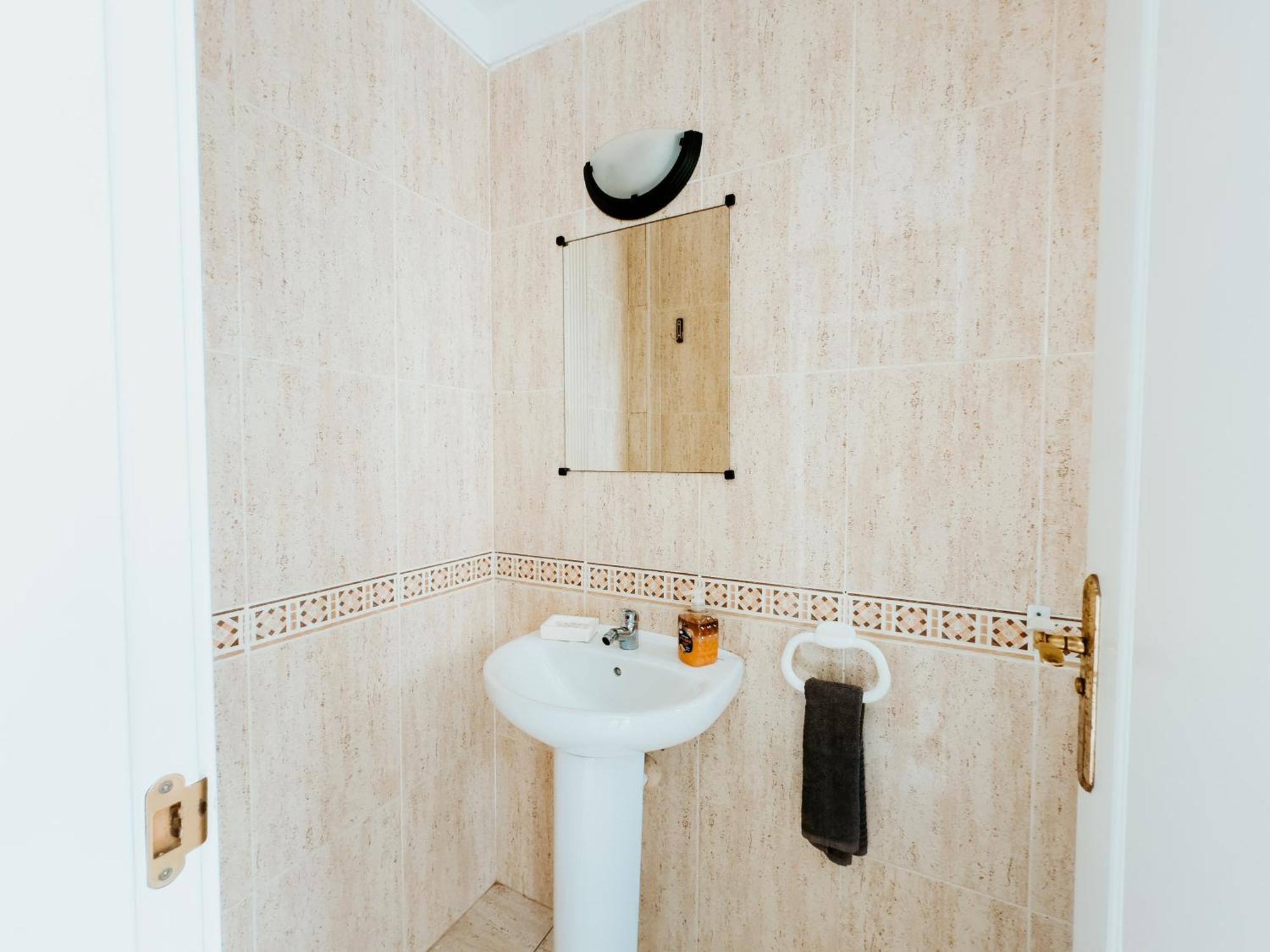 Spacious 2 Bedroom Golden By Aqua Vista Tenerife Apartment *