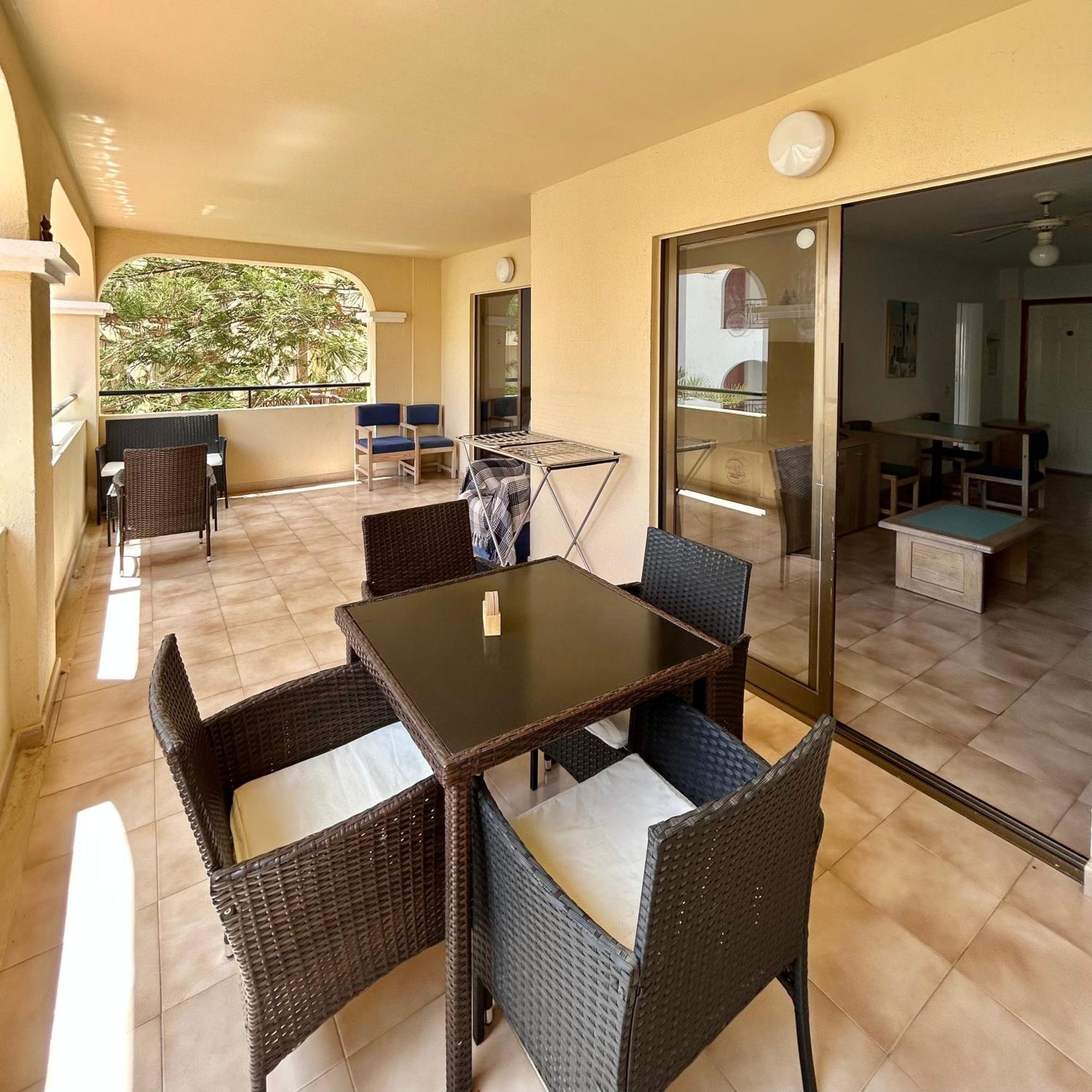 Appartement Castle Harbour 1 Bedroom Garden View C102