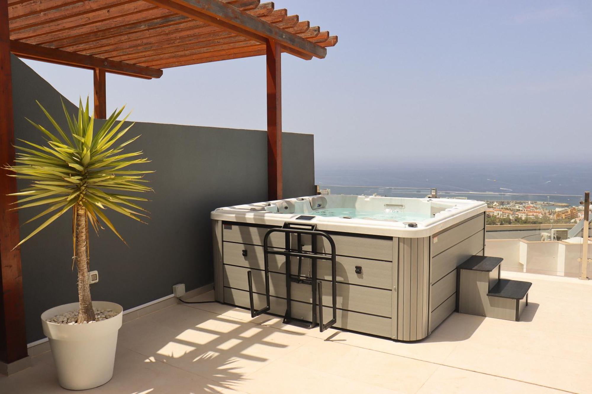 Villa Azure Sky - Panoramic Ocean View, Luxury, San Eugenio *