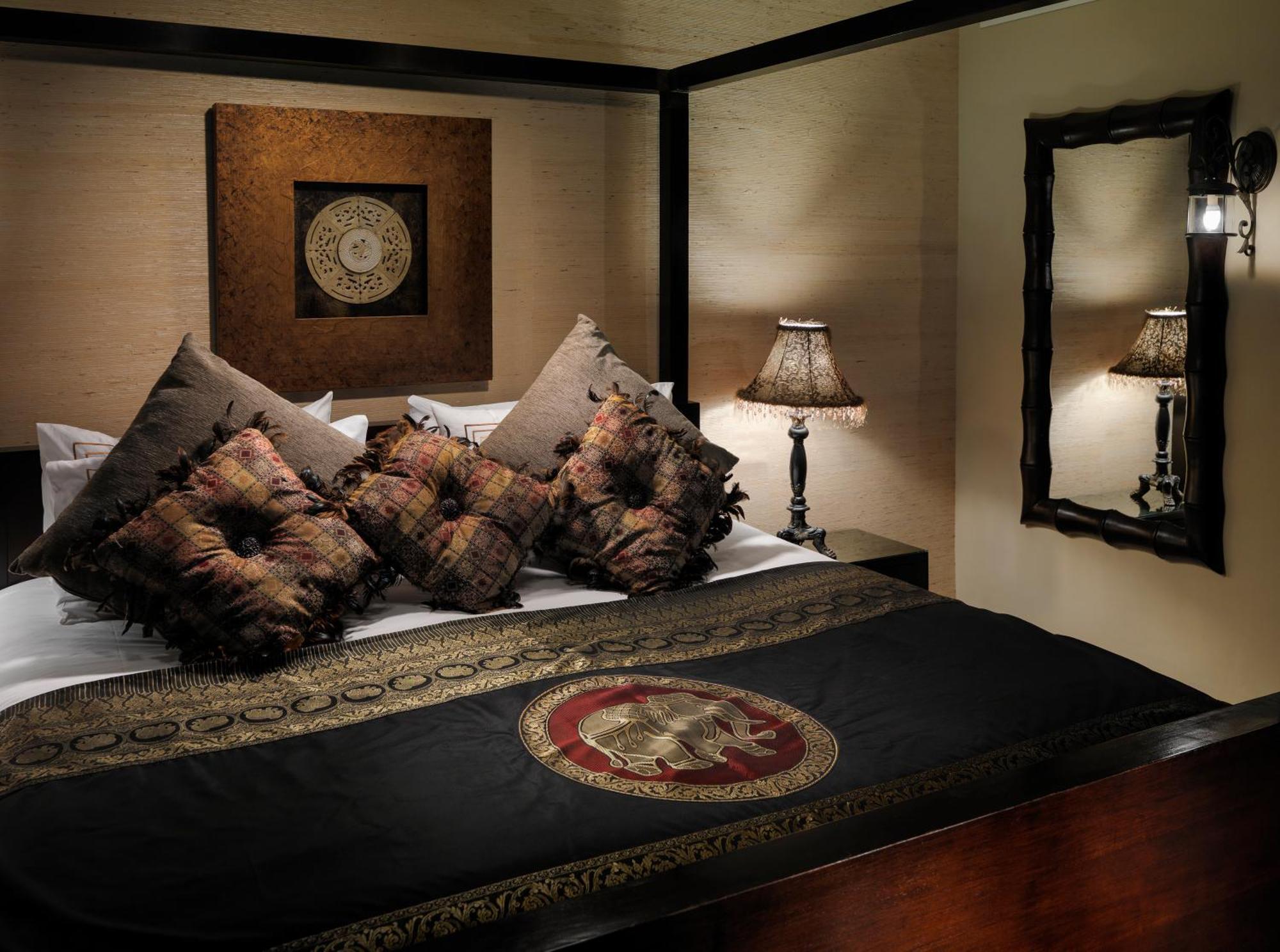 Hotel Royal Garden Villas, Luxury