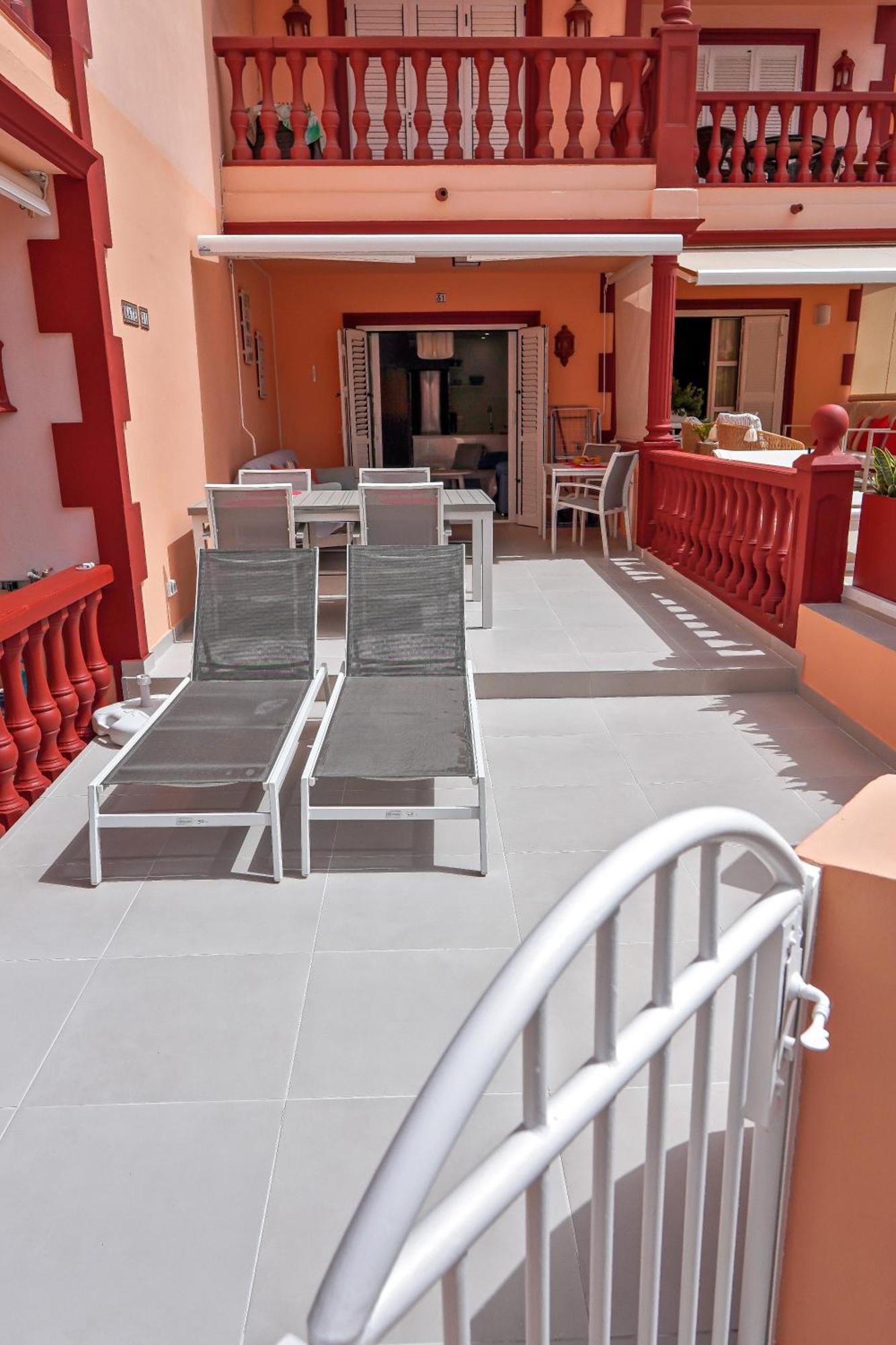 Apartment Kate Duque Fantastic With Lovely Pool