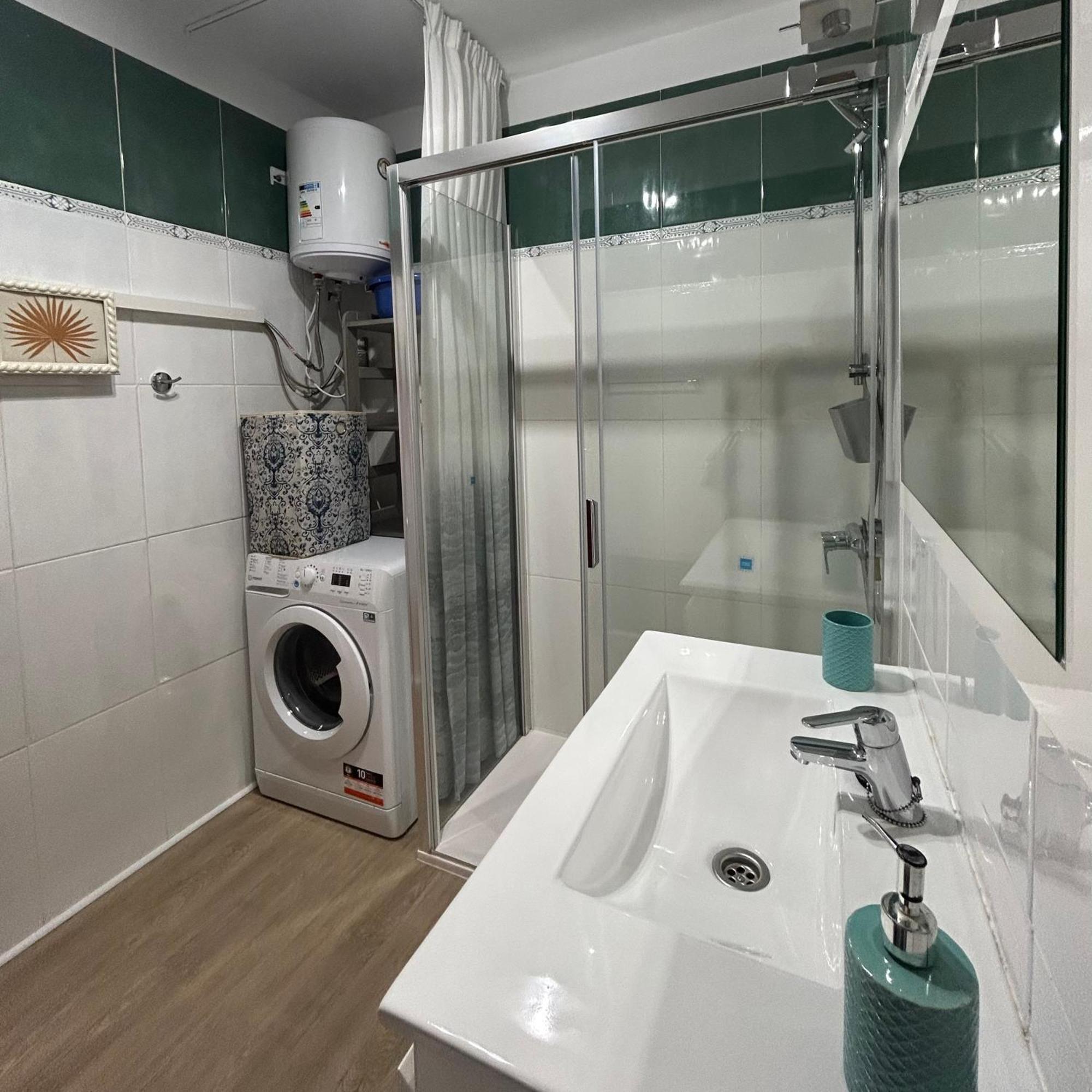 Lovely Cristianos In Quiet Complex K108 Los Cristianos (Tenerife)