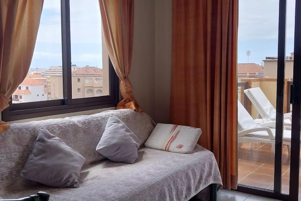 1-bedroom With Big Terrace And Ocean View In Cristianos