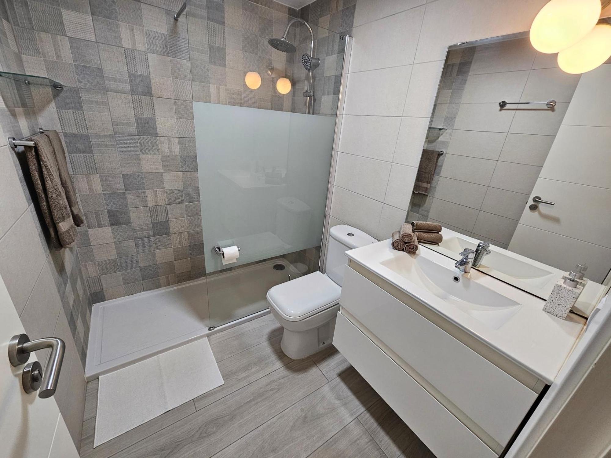 Cristianos Heated Pool Sea View Ac