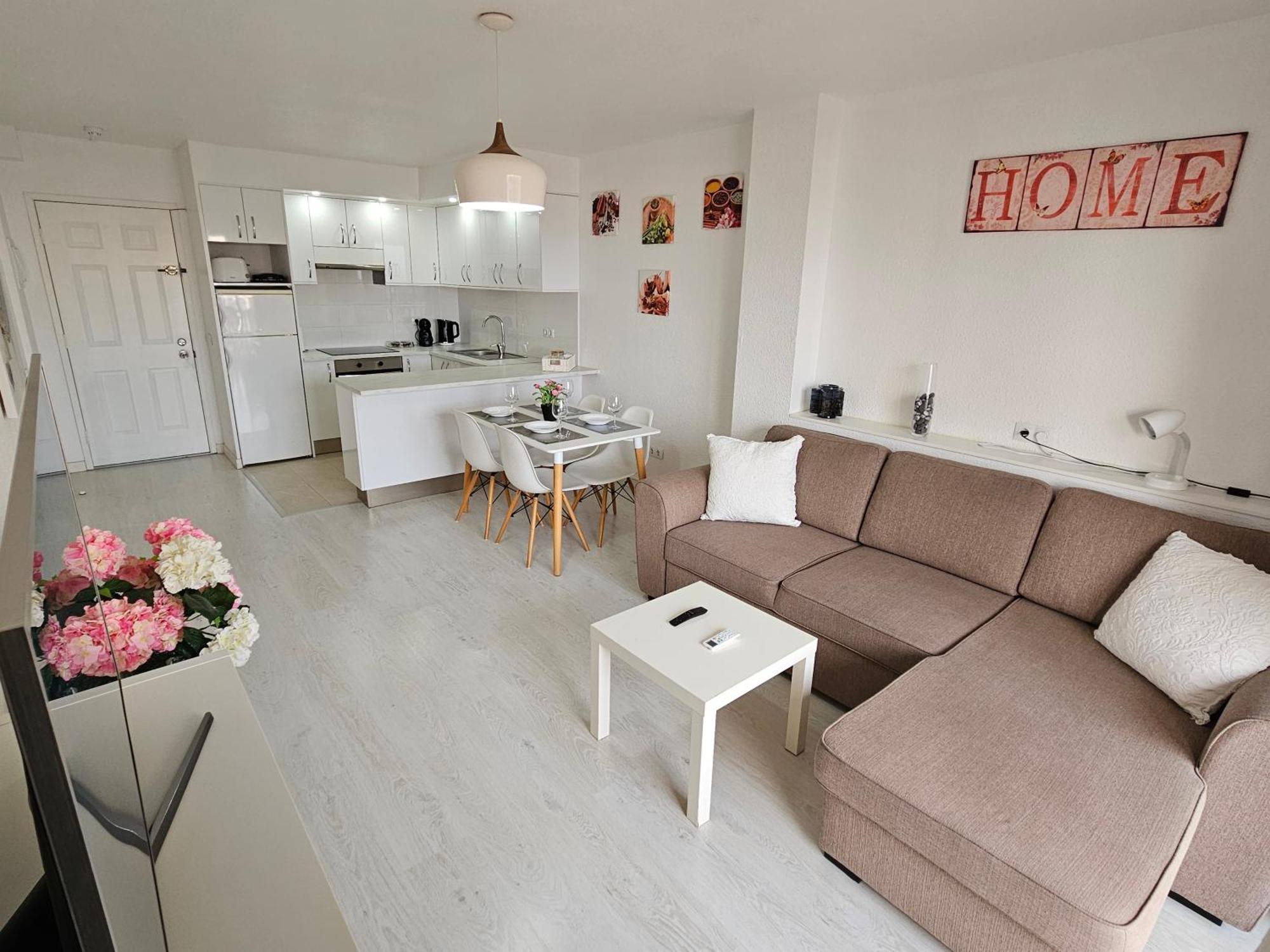 Cristianos Heated Pool Sea View Ac