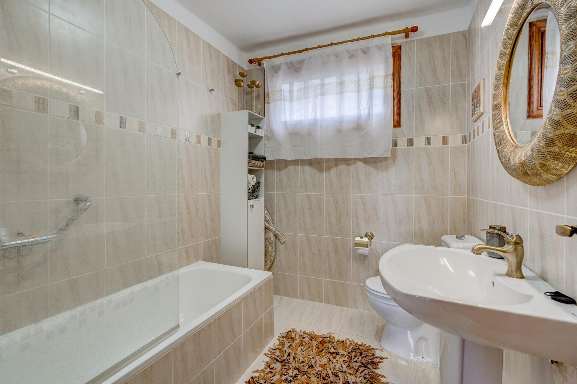 Villa Natali ,luxury 3-levels Large On Tenerife, Ocean View, Private Poo L& Barbecue Area *