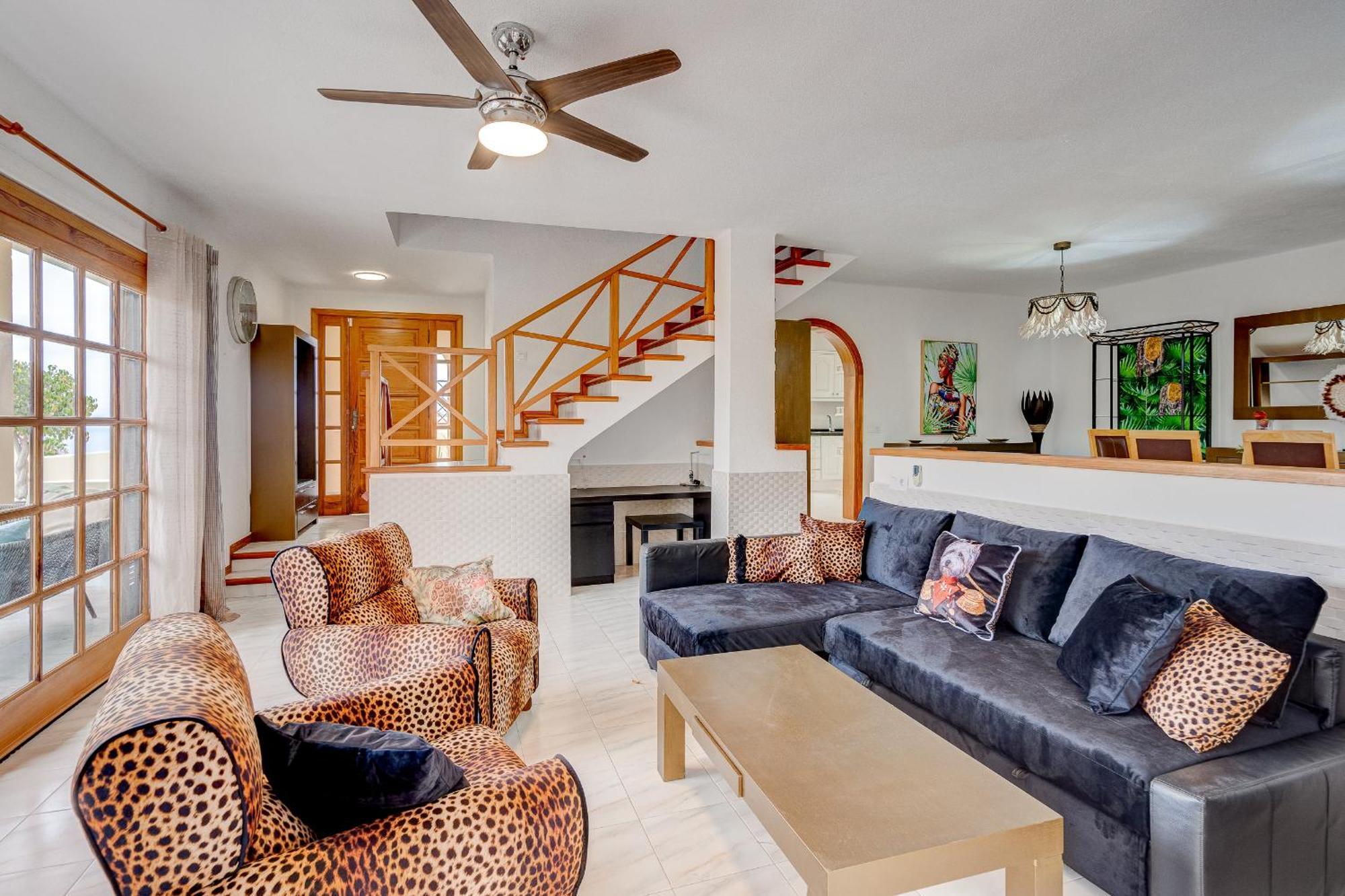 Natali ,luxury 3-levels Large On Tenerife, Ocean View, Private Poo L& Barbecue Area