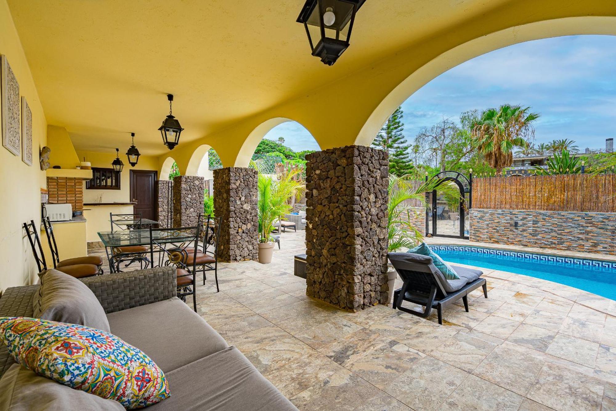 Natali ,luxury 3-levels Large On Tenerife, Ocean View, Private Poo L& Barbecue Area