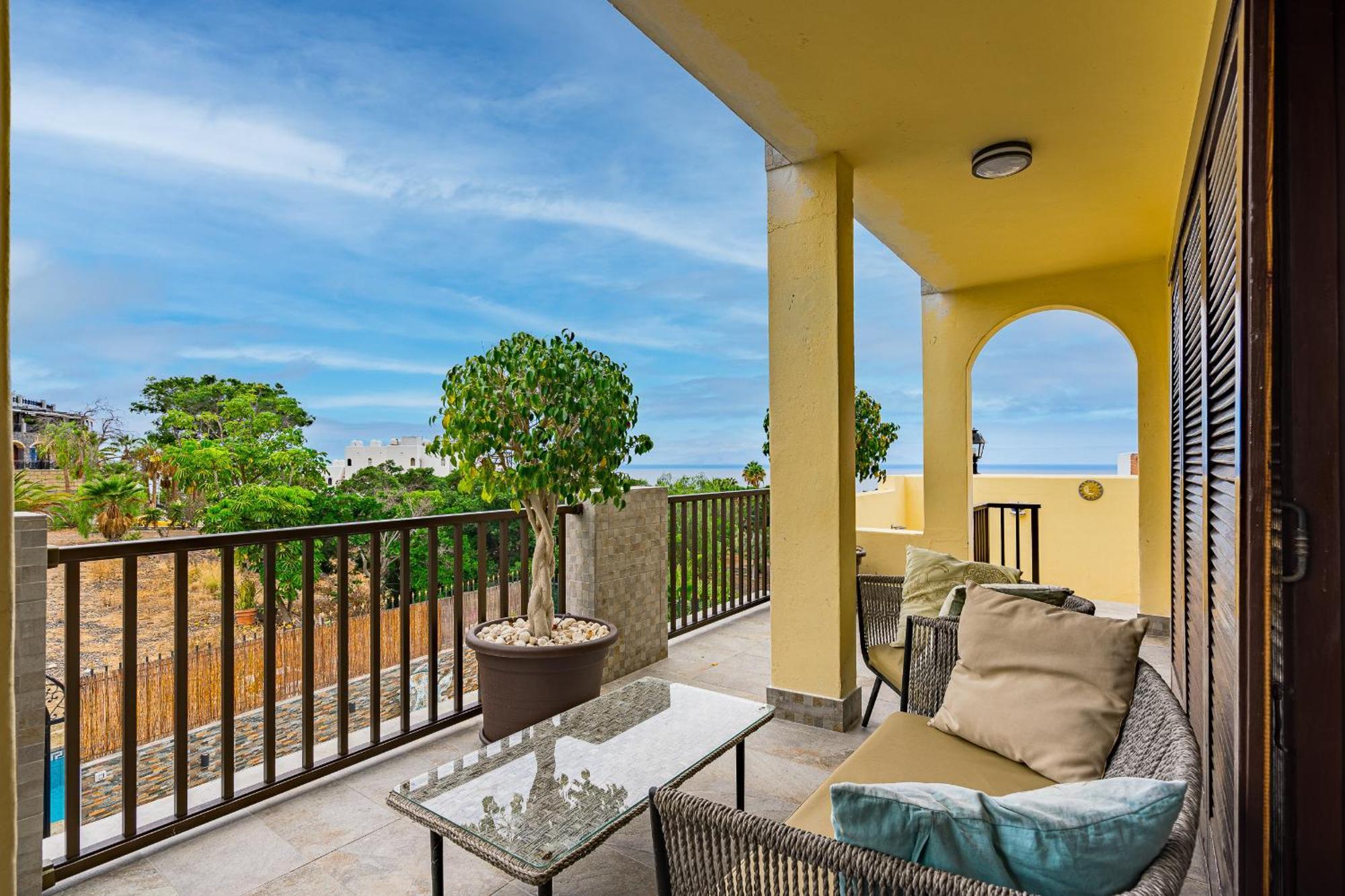 Villa Natali ,luxury 3-levels Large On Tenerife, Ocean View, Private Poo L& Barbecue Area *
