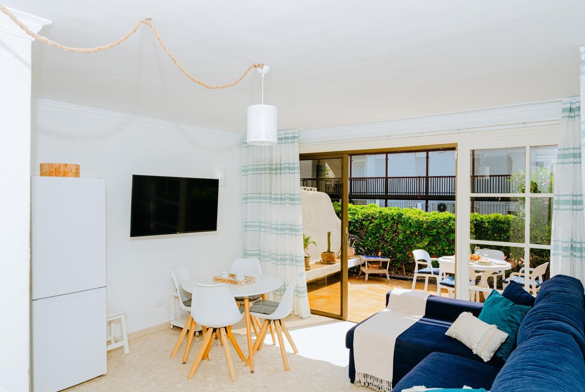 1bdr Sunny Terrace Apartamento