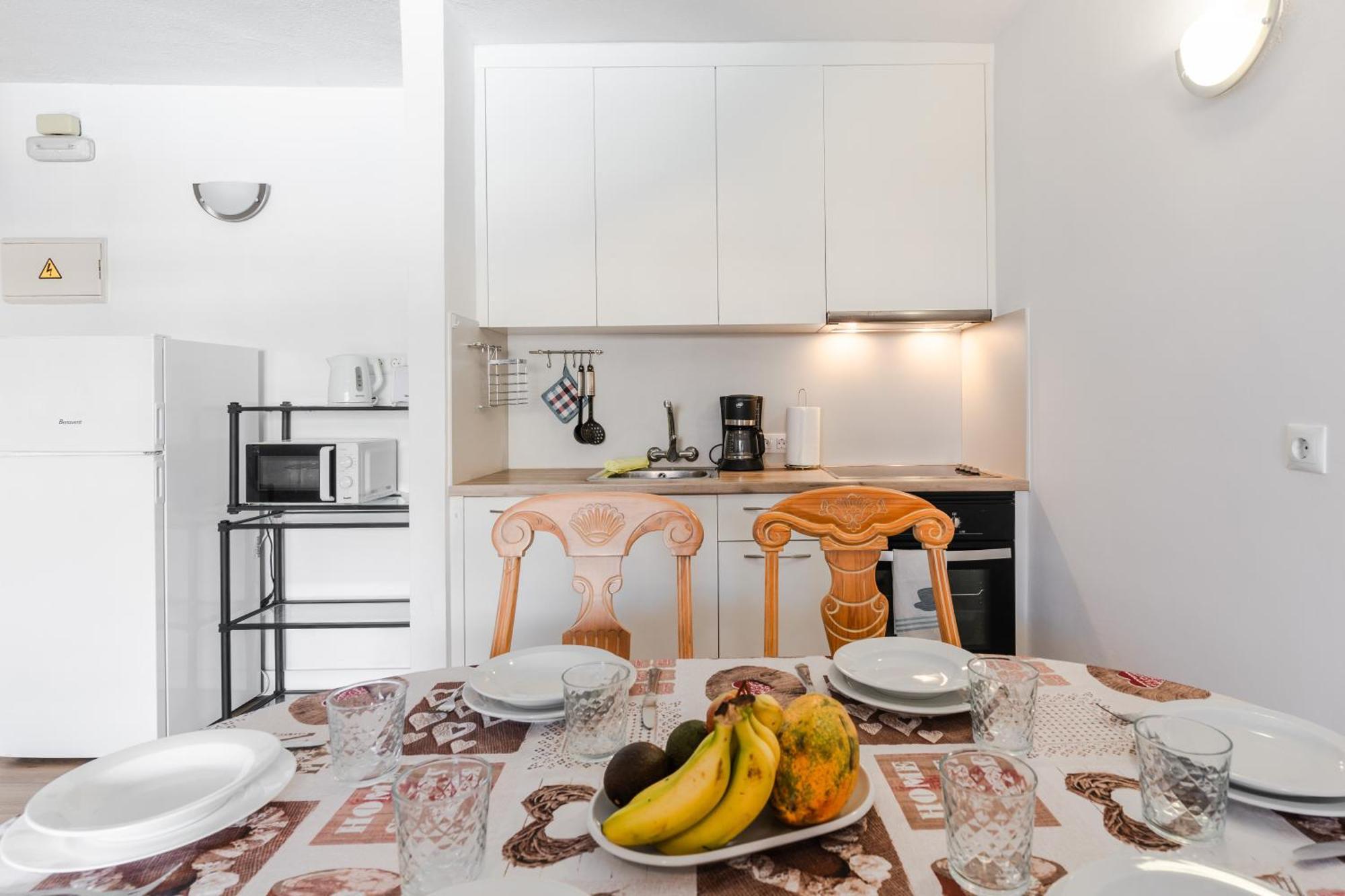 Oceanfront 2 Bedrooms In Tenerife South *