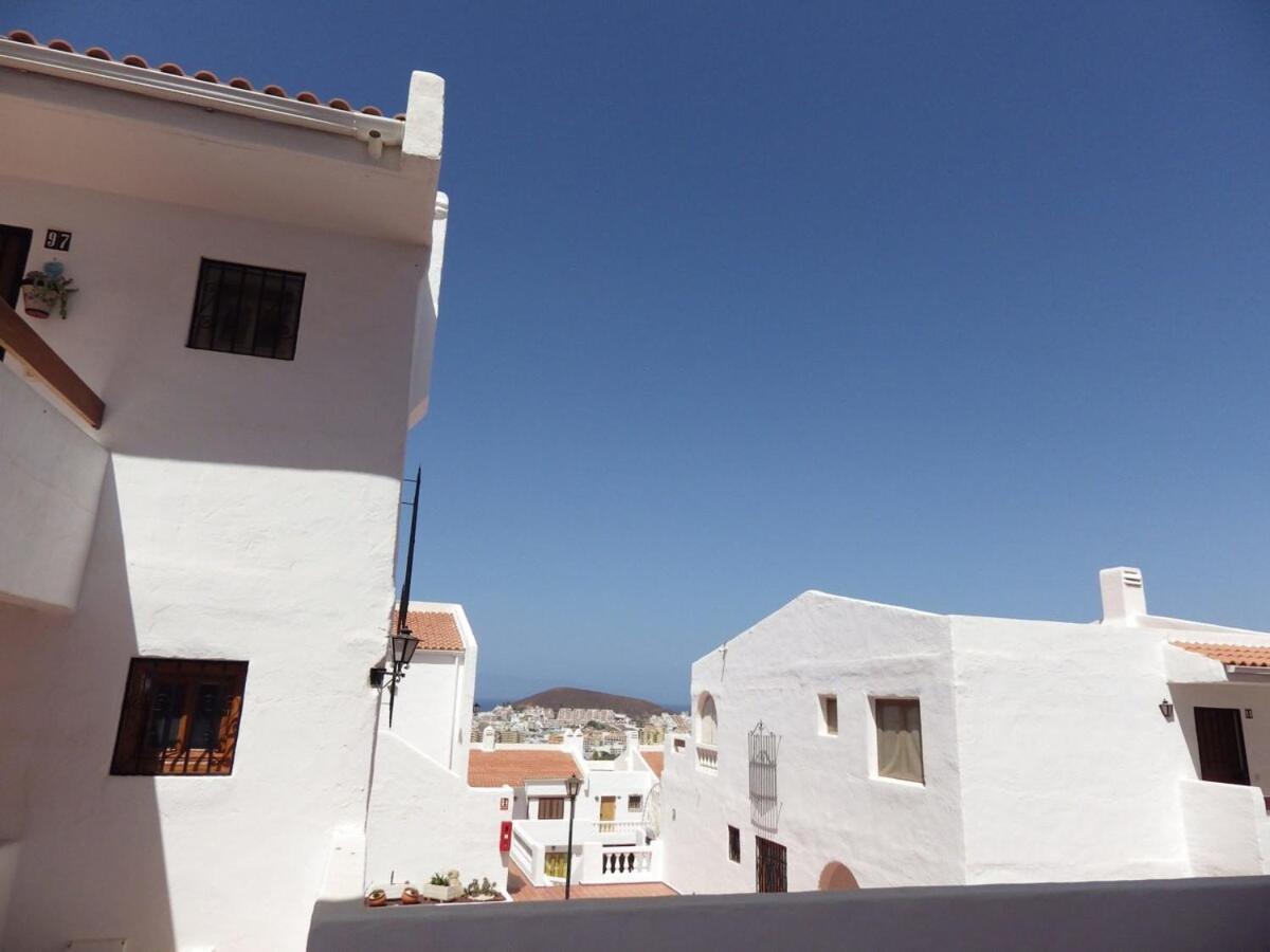Studio In Well Kept Quiet Complex K002 * Los Cristianos (Tenerife)
