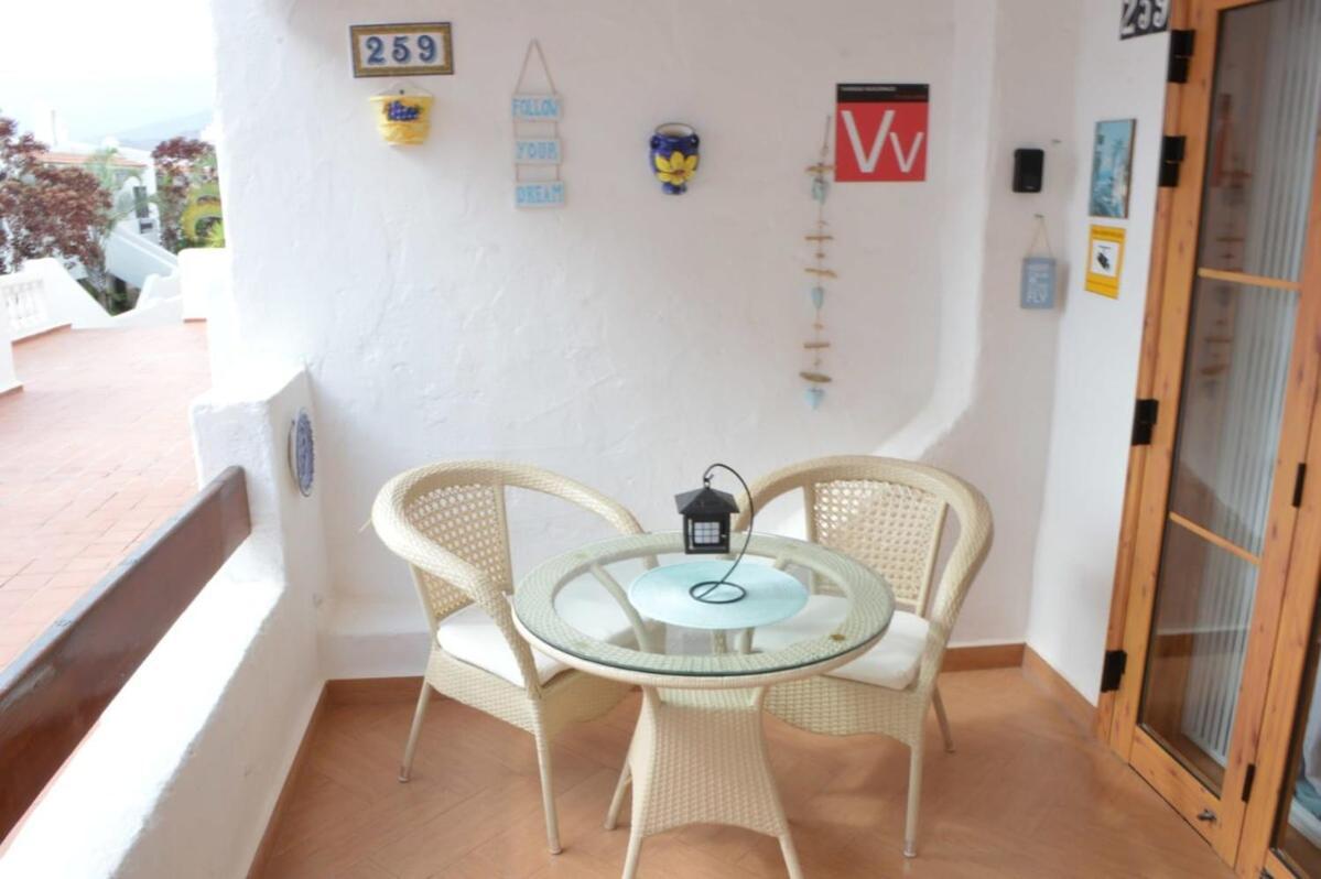 Studio In Well Kept Quiet Complex K002 *