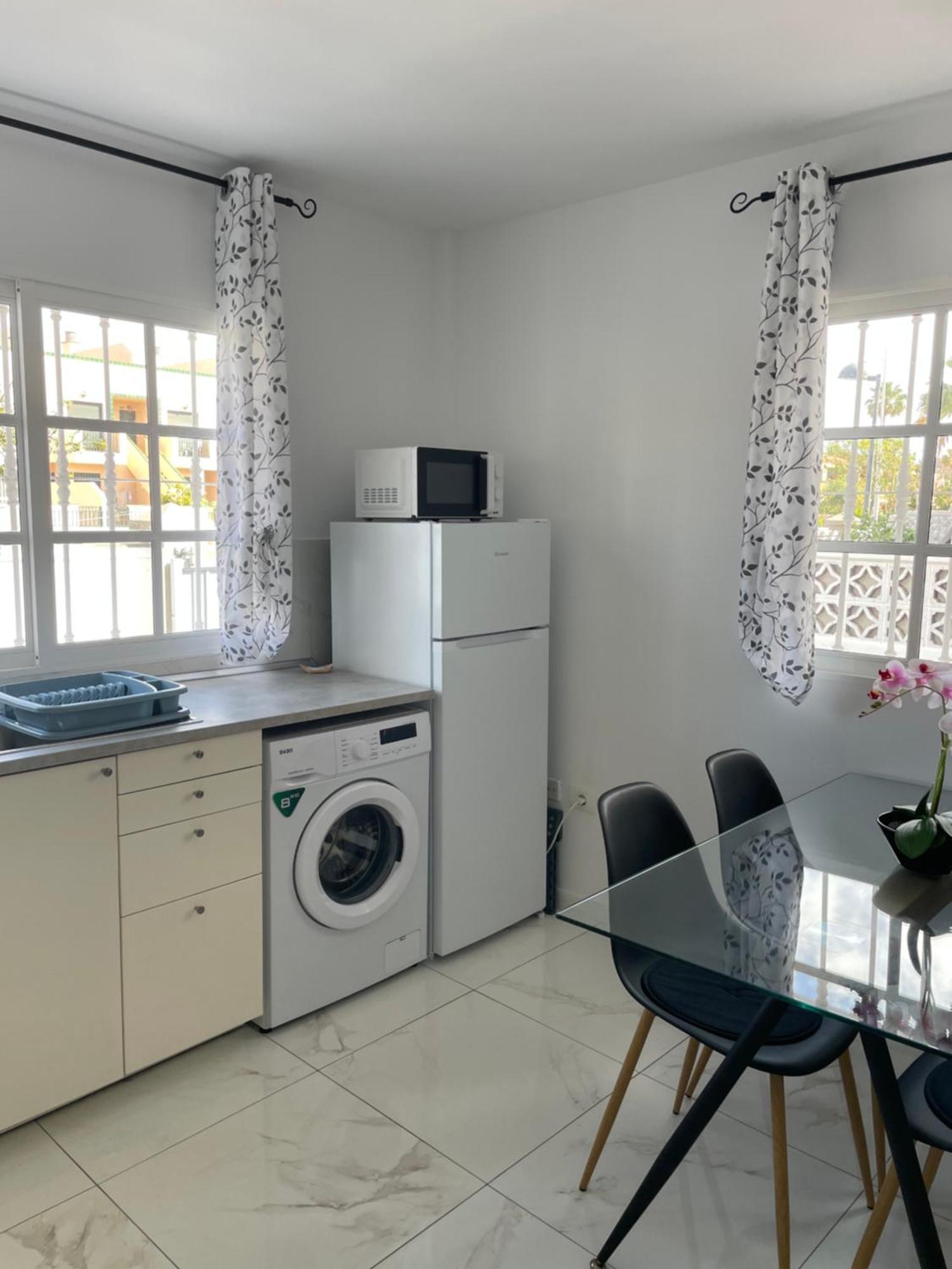 Beautiful With Pool And Wifi Appartement