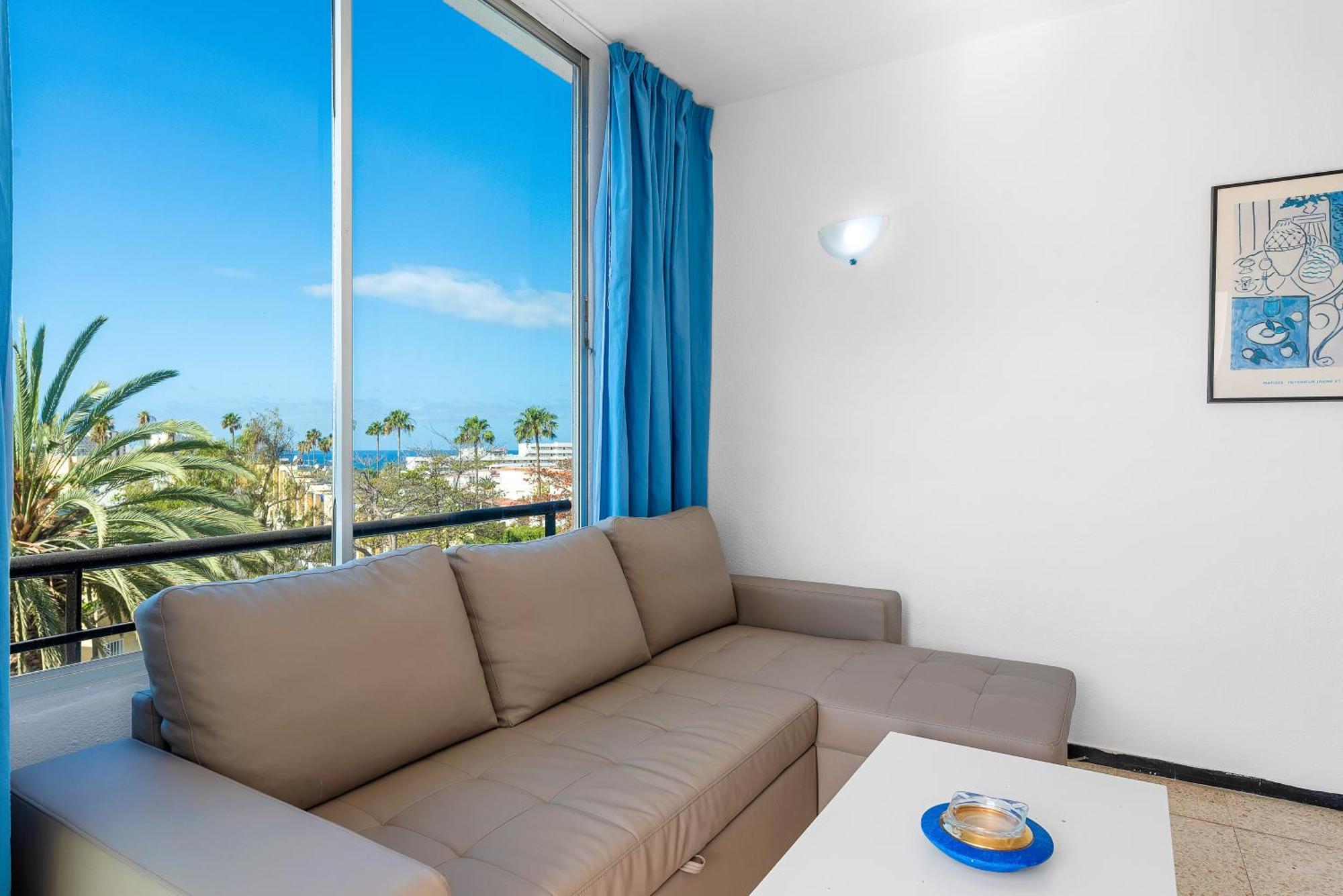 2 Bedroom With Seaview *