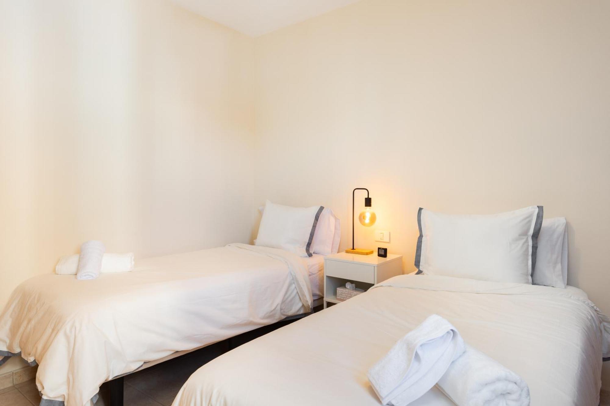 Home2book Design & Luminous Cruz Center Apartment Santa Cruz de Tenerife