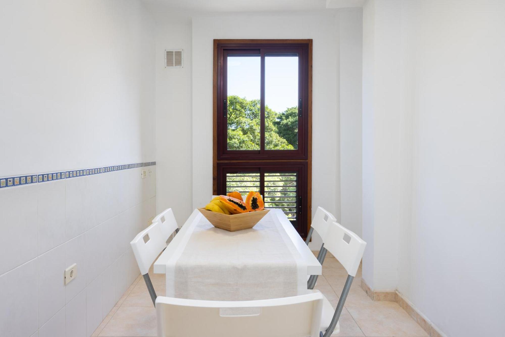 Apartment Home2book Design & Luminous Cruz Center *
