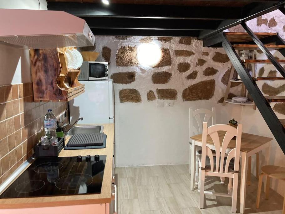 Hébergement de vacances F Tamaide *
