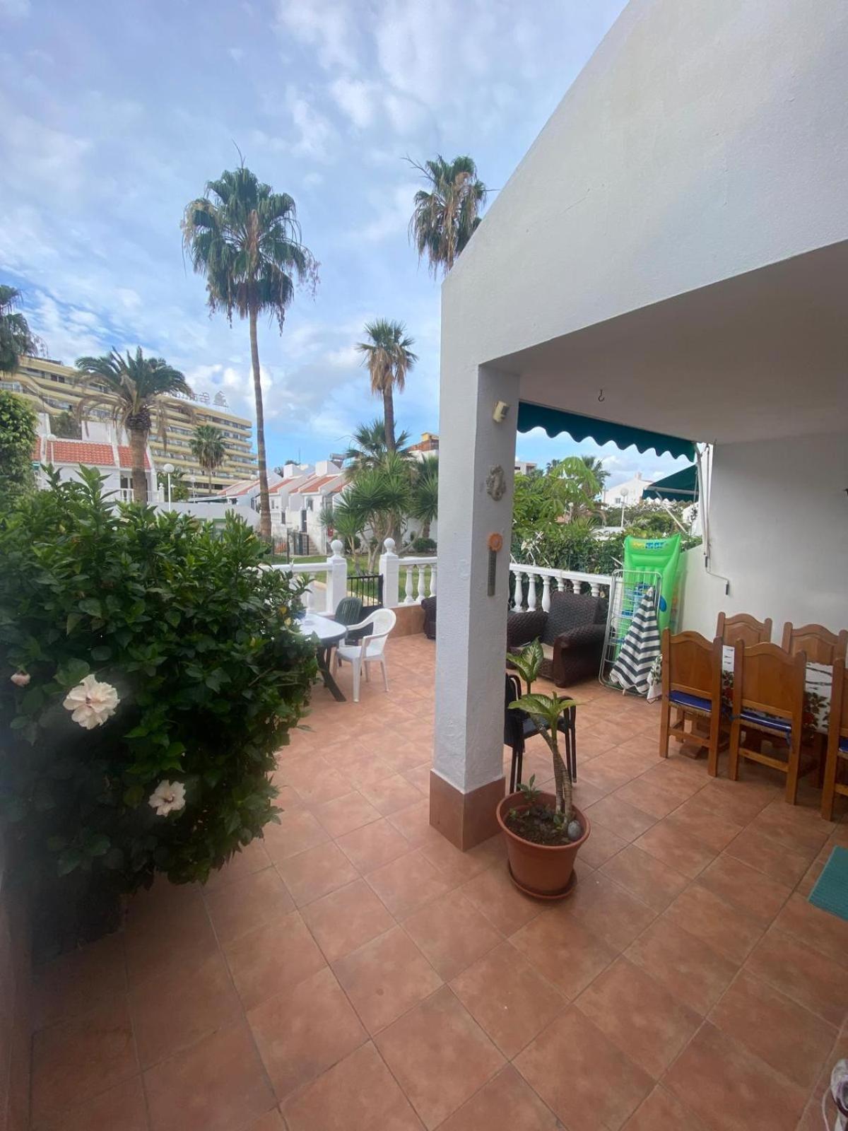 Guest house The House Tenerife Compartidas Costa Adeje (Tenerife)