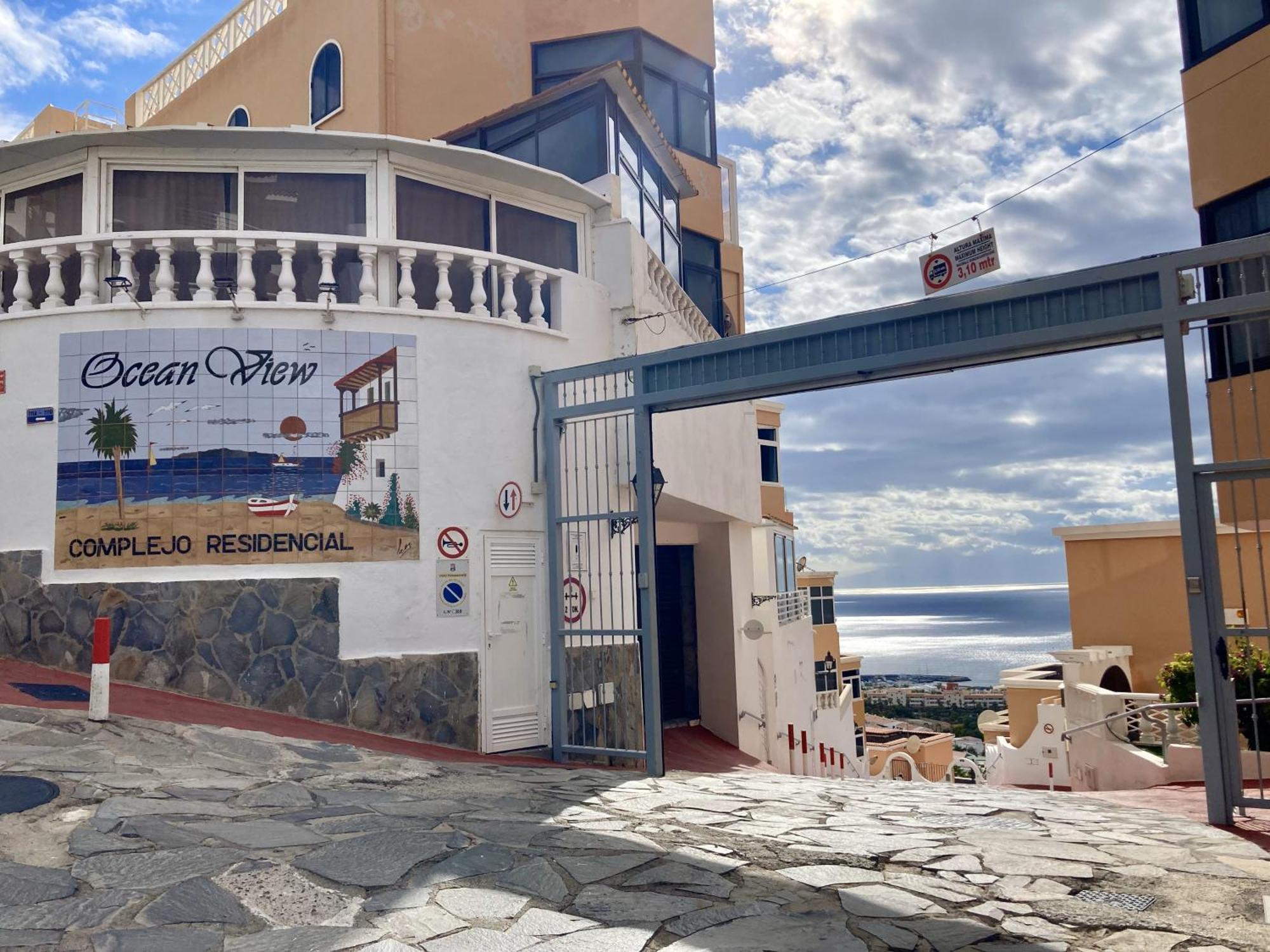 - Modern With Terrace Views Of Ocean & Sunset