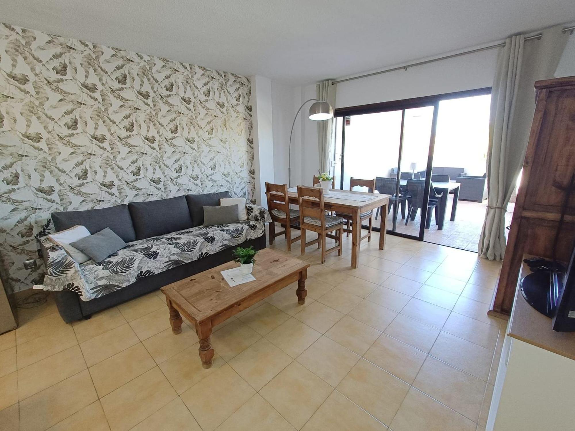 Wonderful With Pool And Wi-fi Apartment
