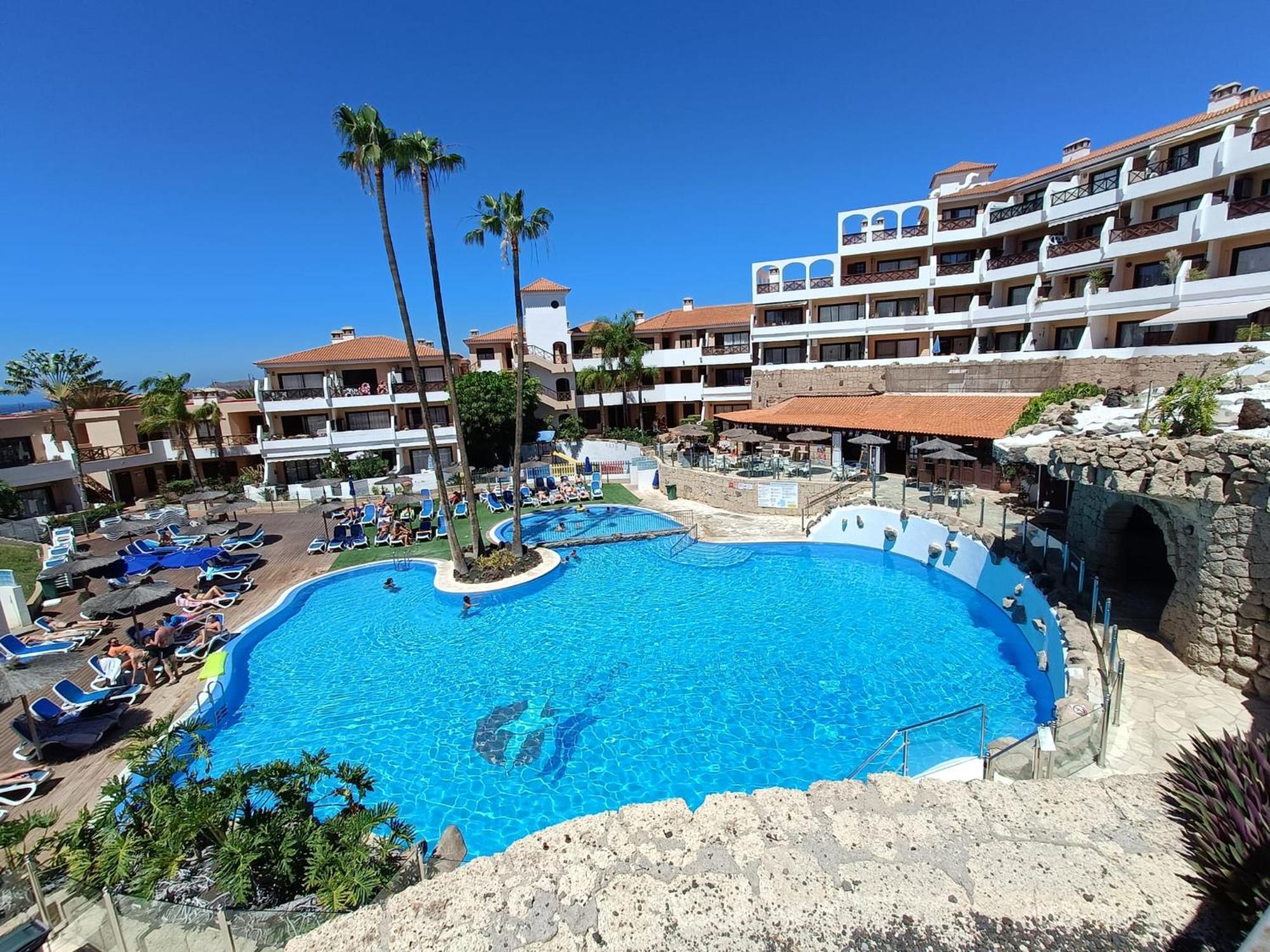 Wonderful With Pool And Wi-fi Appartement *