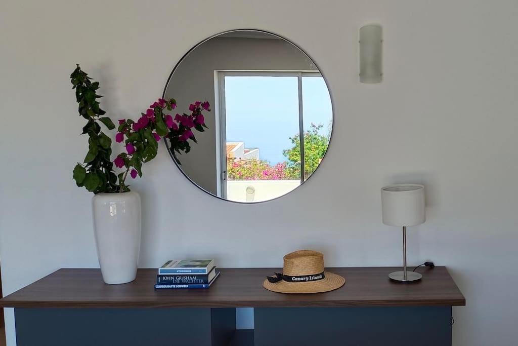 Heated Pool With Sea View Tranquil Retreat At Malvasia Garden Сasa de vacaciones