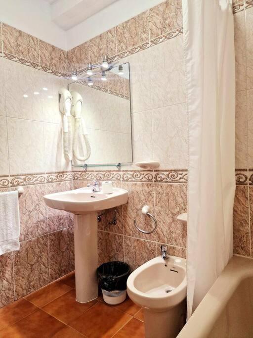 Comfortable Centrally Located