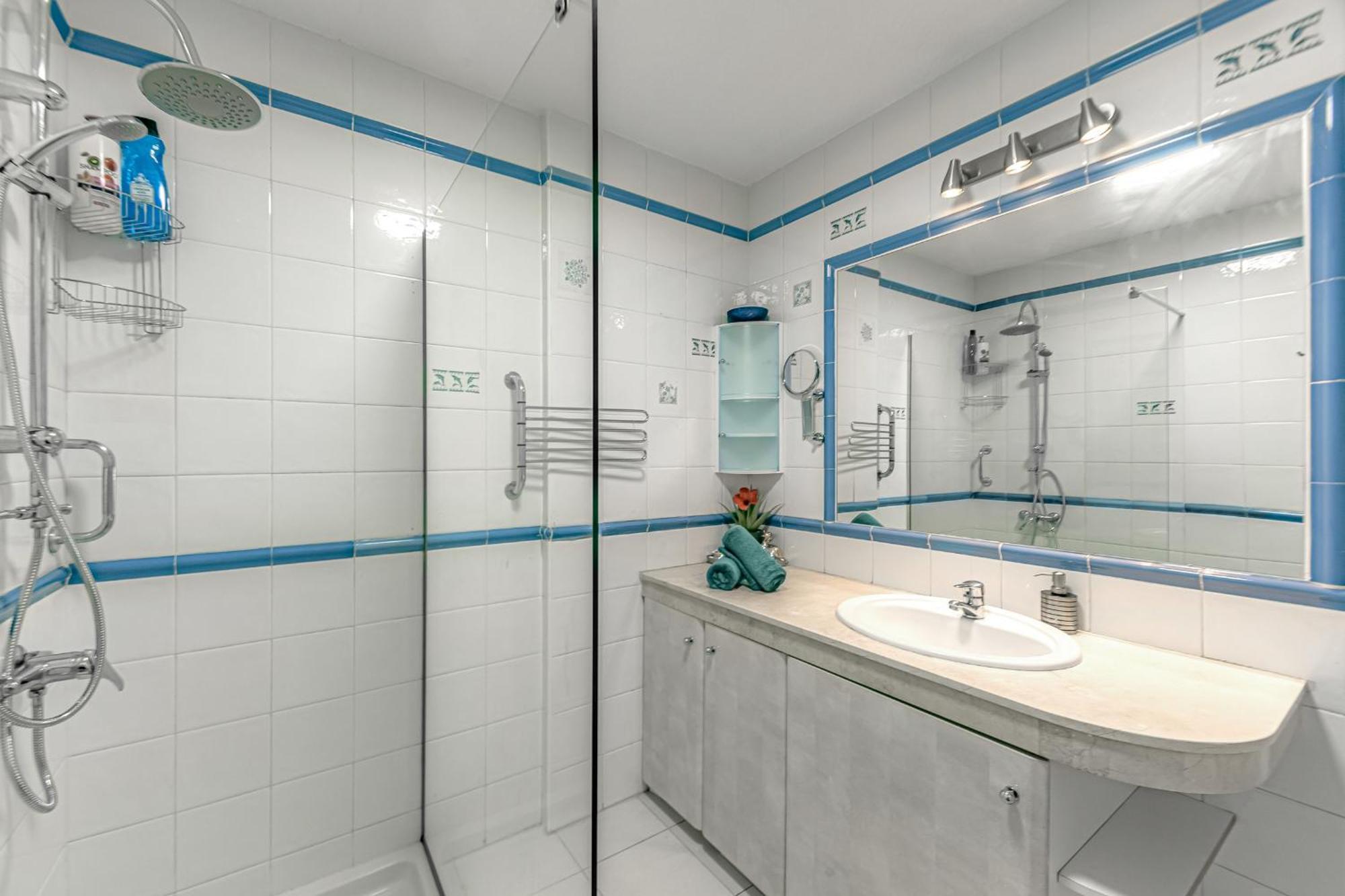 Apartment Atlantis 1 One Bedroom With Ocean View And Pool *