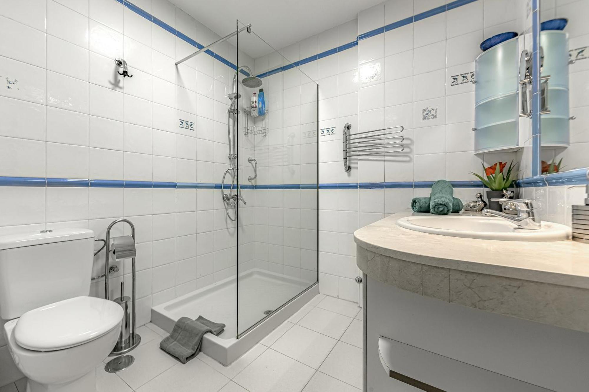 Atlantis 1 One Bedroom With Ocean View And Pool Apartment *