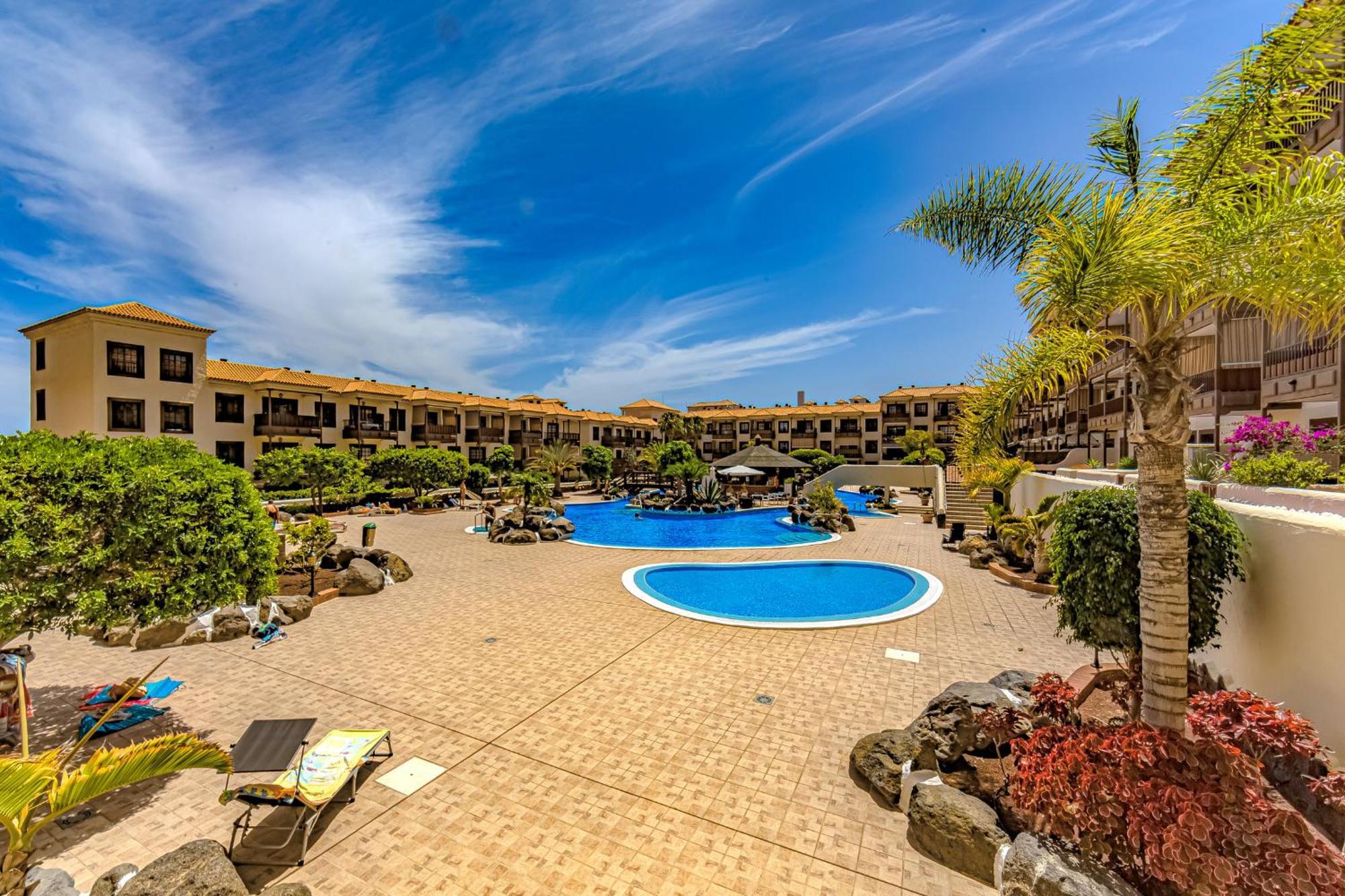 Apartment Atlantis 1 One Bedroom With Ocean View And Pool