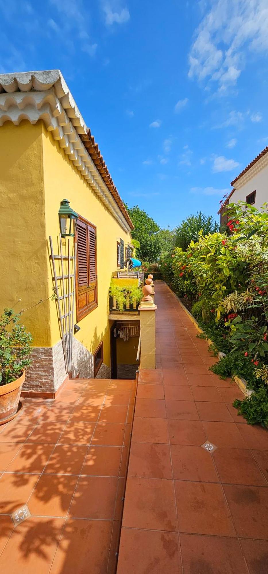 La Paz 2 Villa