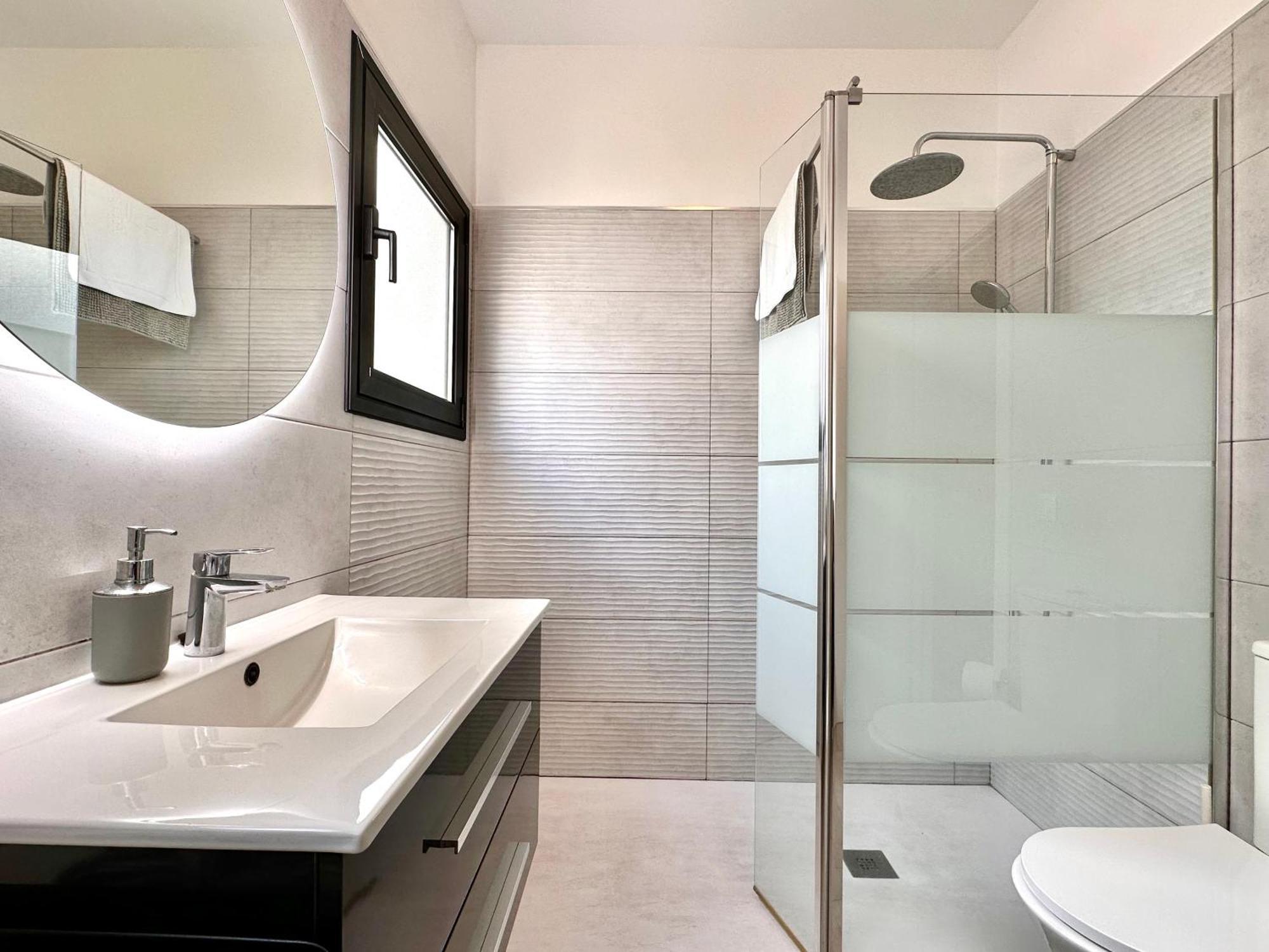 Modern And Comfortable - Center Puerto Apartamento