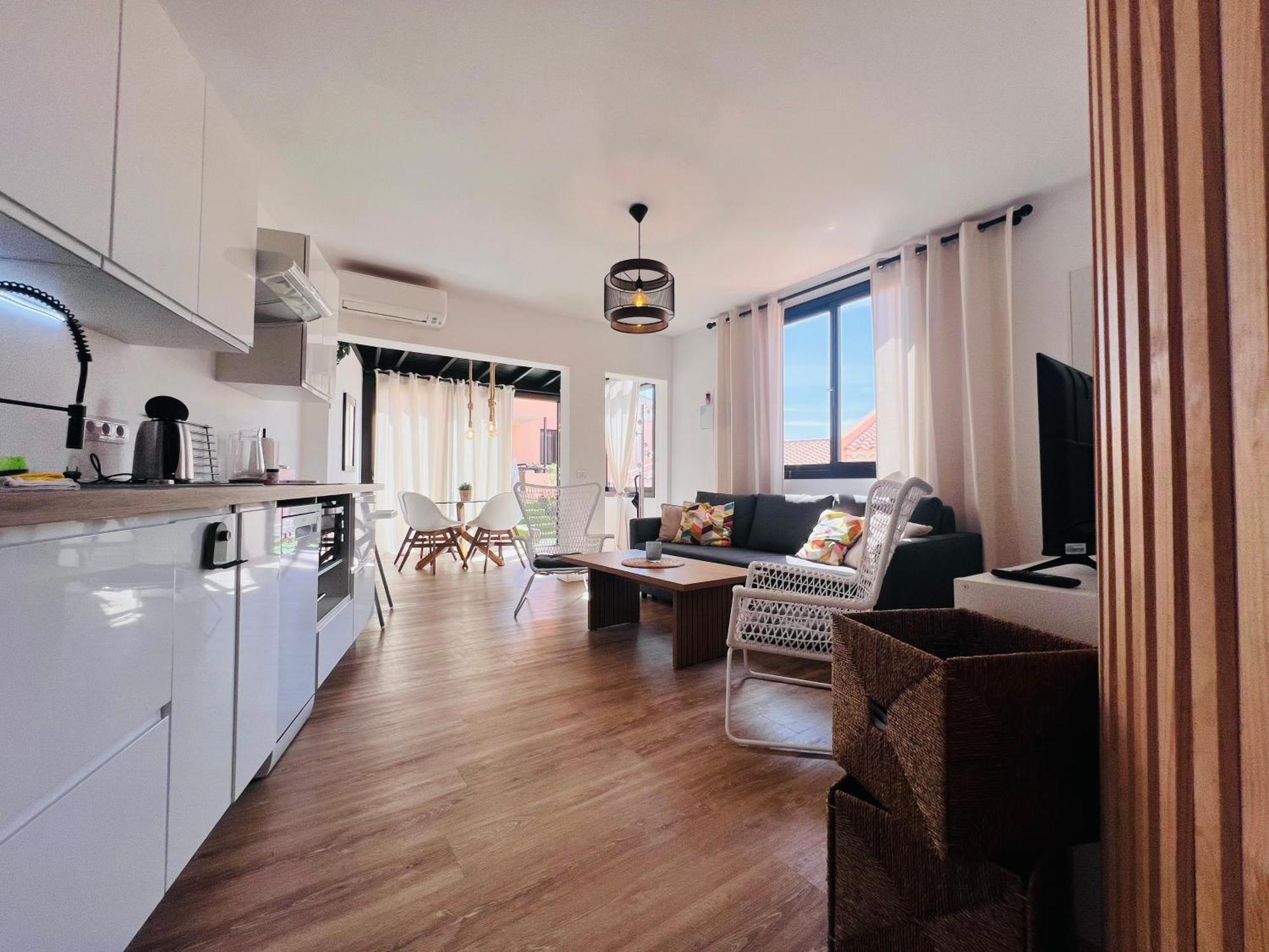 Tenerife Lucia, Apartamento *