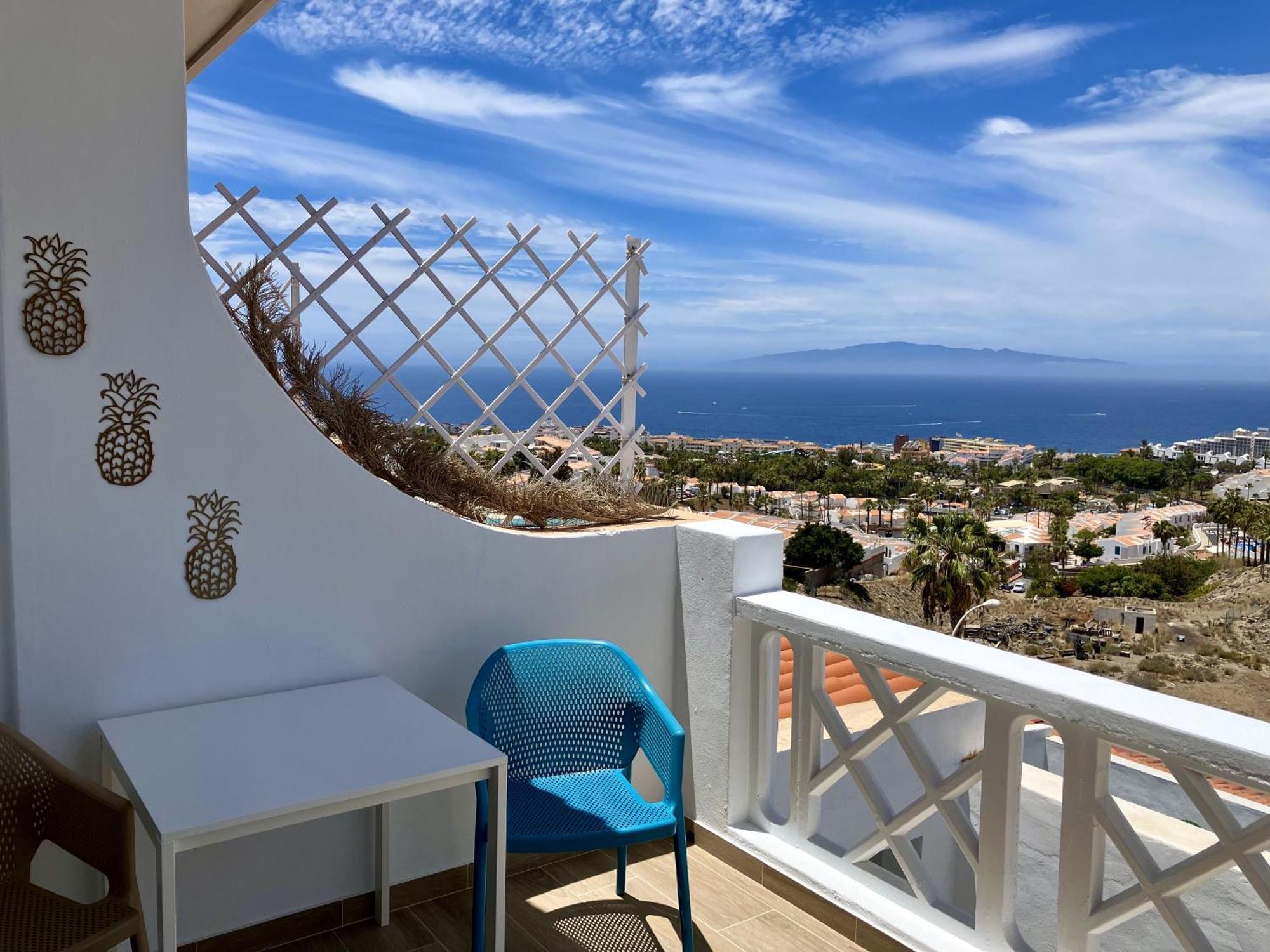 - Modern With Terrace Views Of Ocean & Sunset *