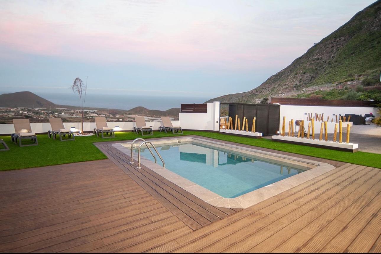 Nahuel Villa *
